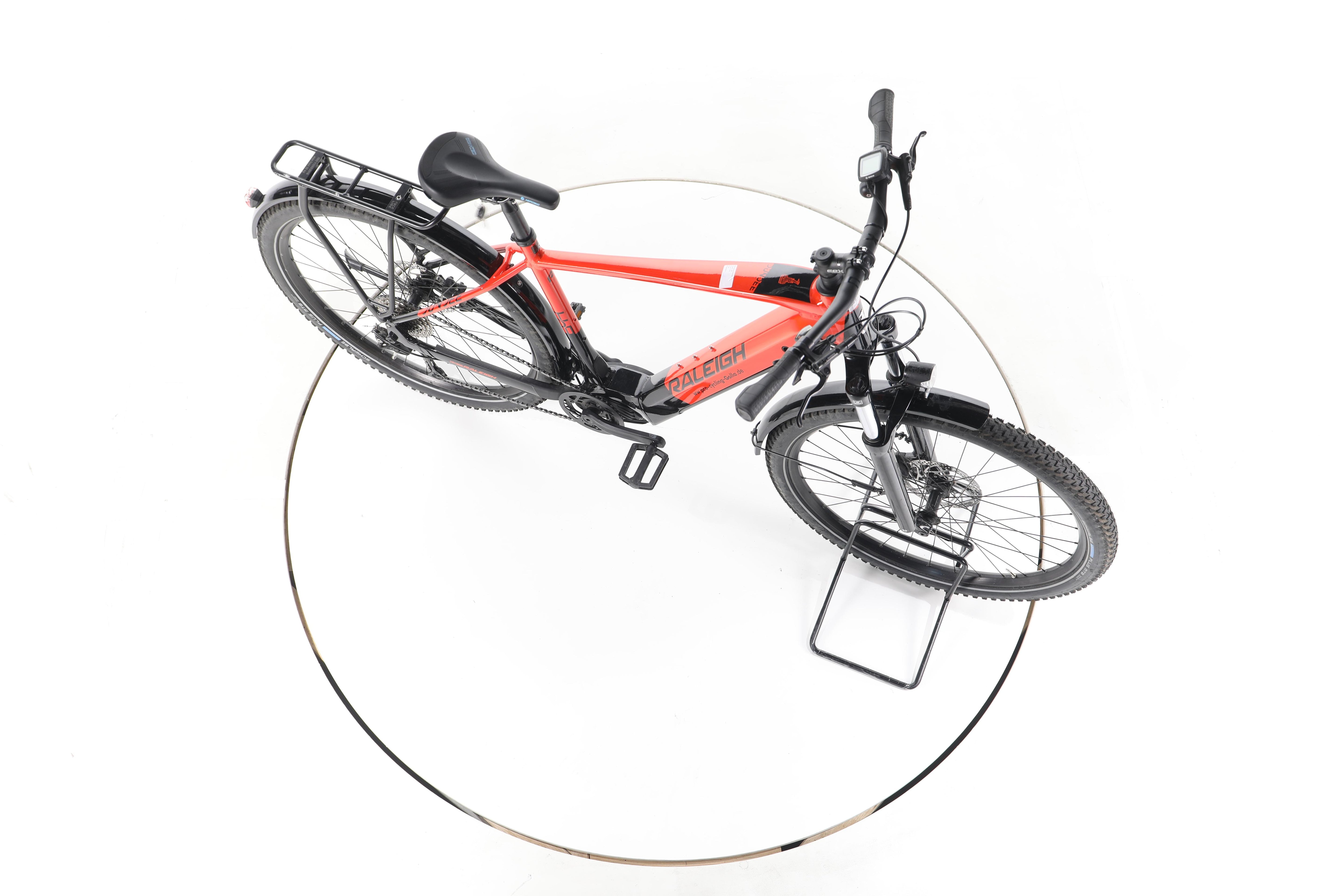 Raleigh Dundee 9 Trekking E-Bike - Image 14