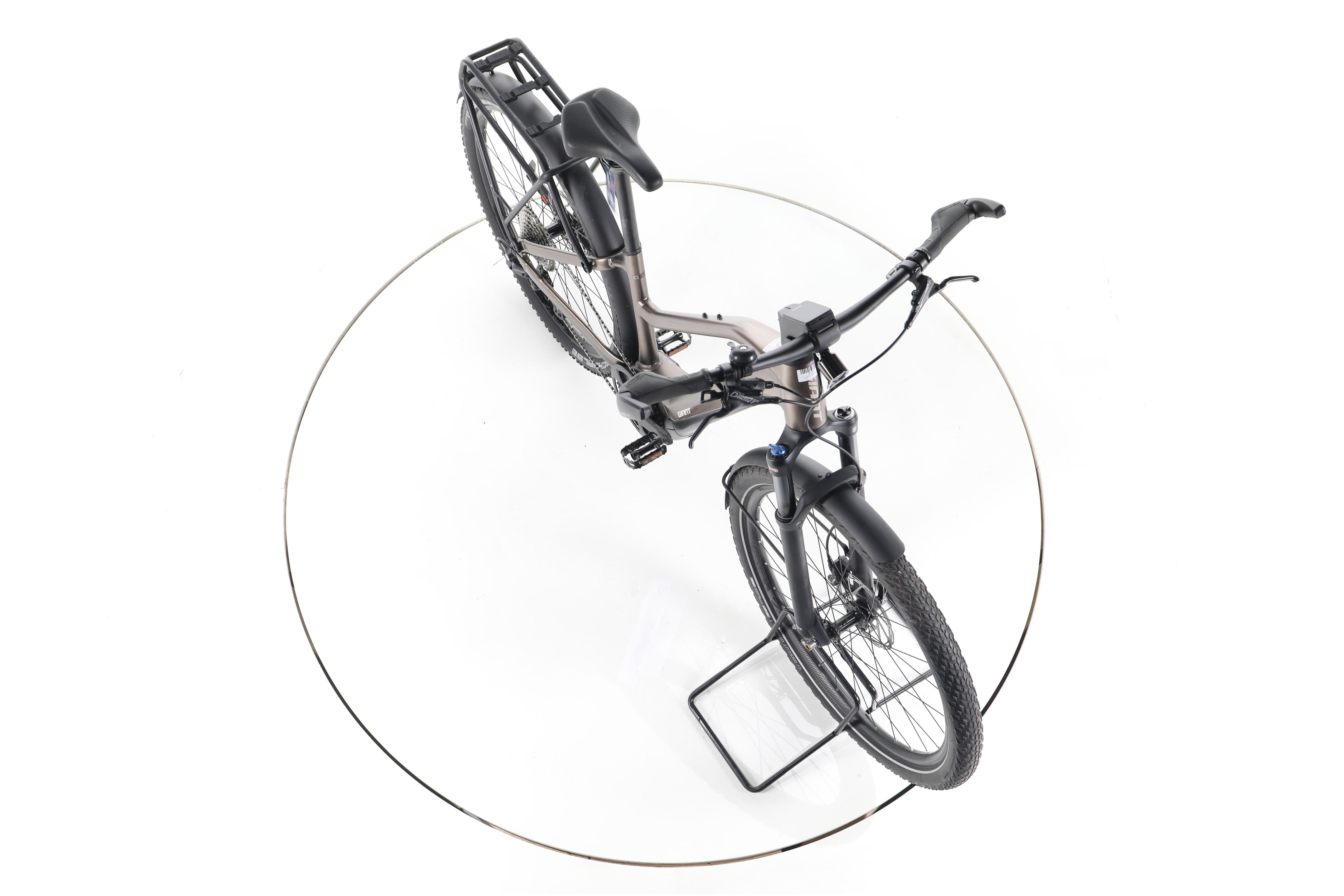 Giant Explore E+ Pro 1 Trekking E-Bike - Image 15