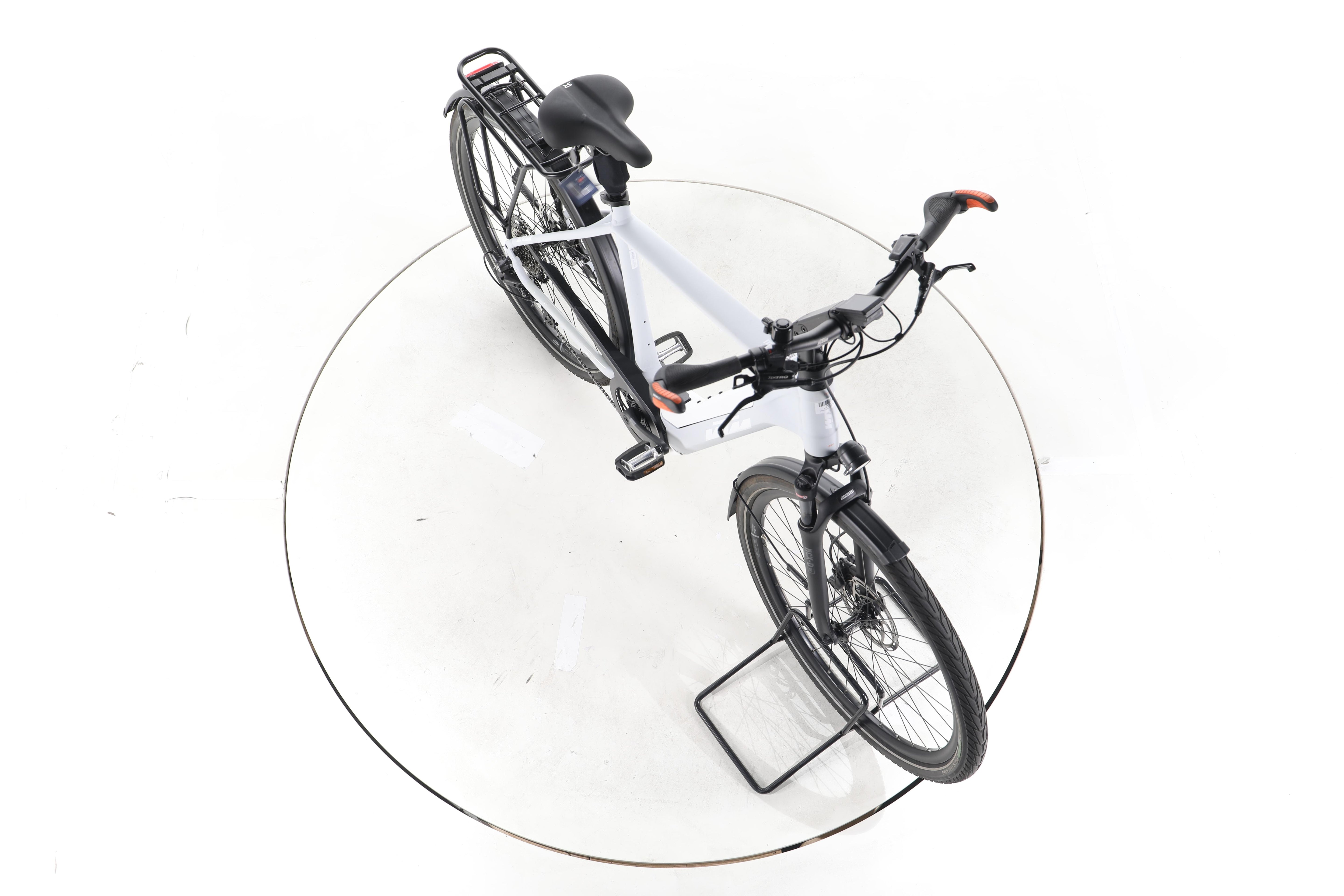 KTM Macina Style Pro Trekking E-Bike - Image 15