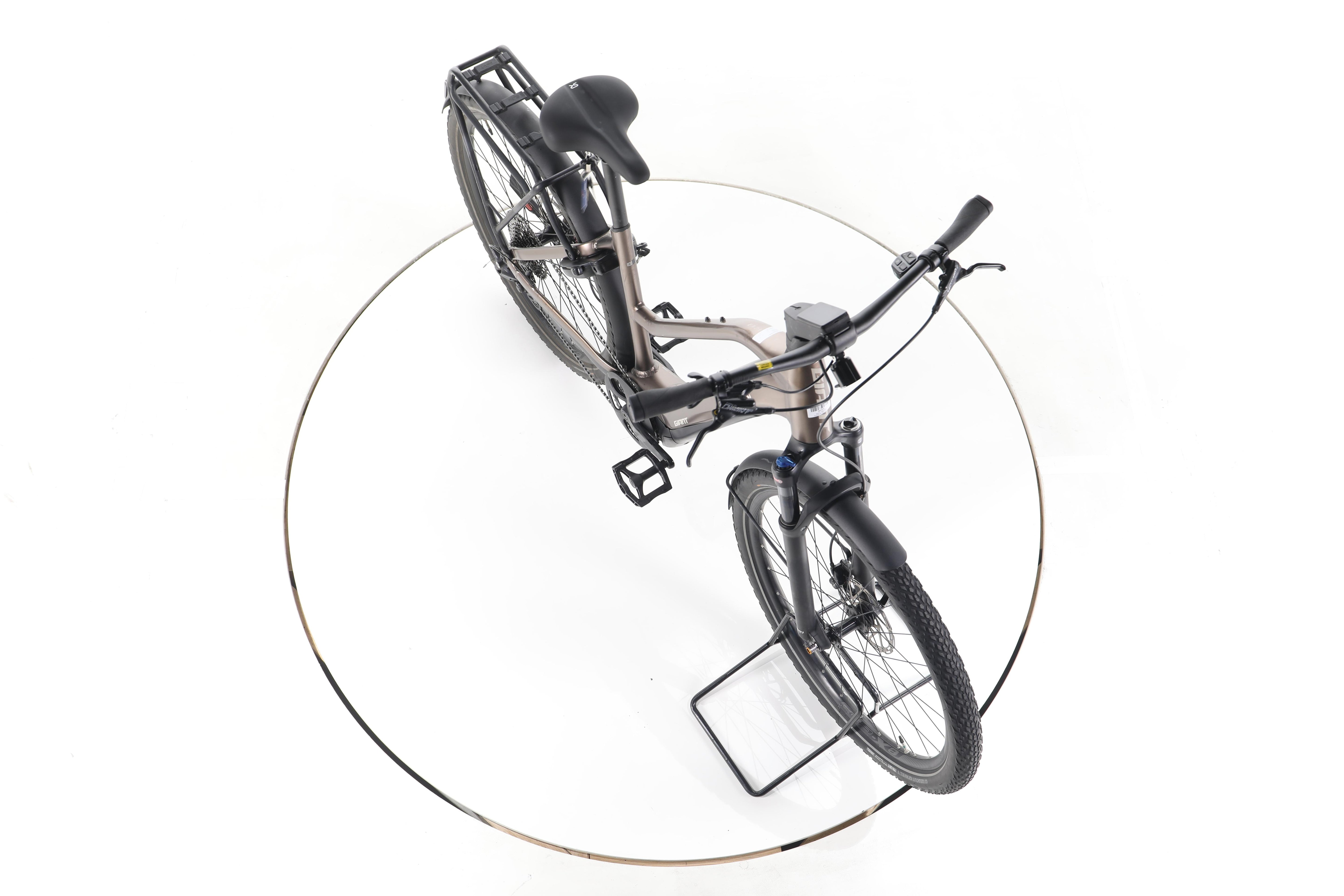 Giant Explore E+ Pro 1 Trekking E-Bike - Image 15