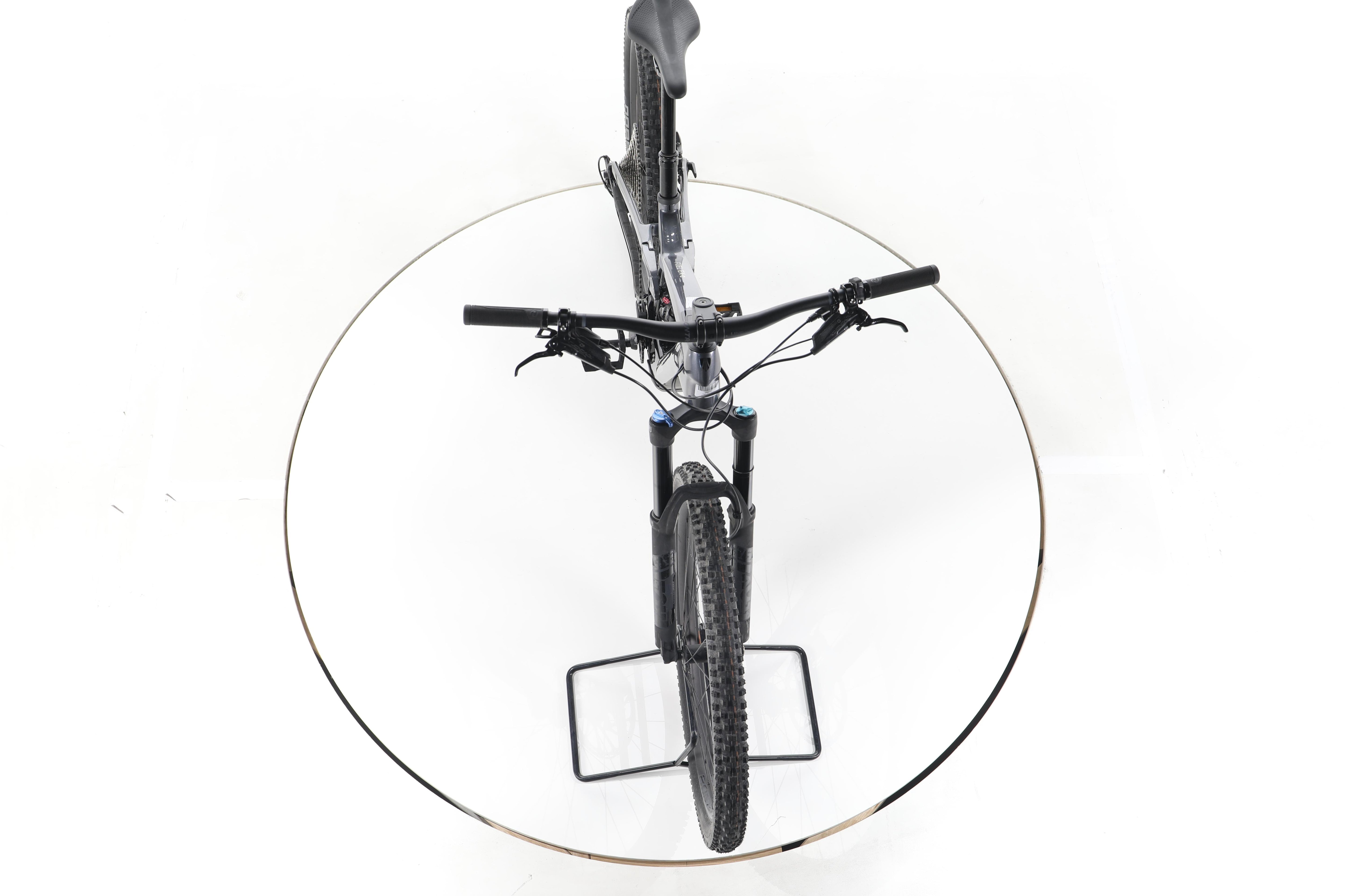 Trek Fuel EXe 9.7 E-Bike Fully Carbon - Image 16