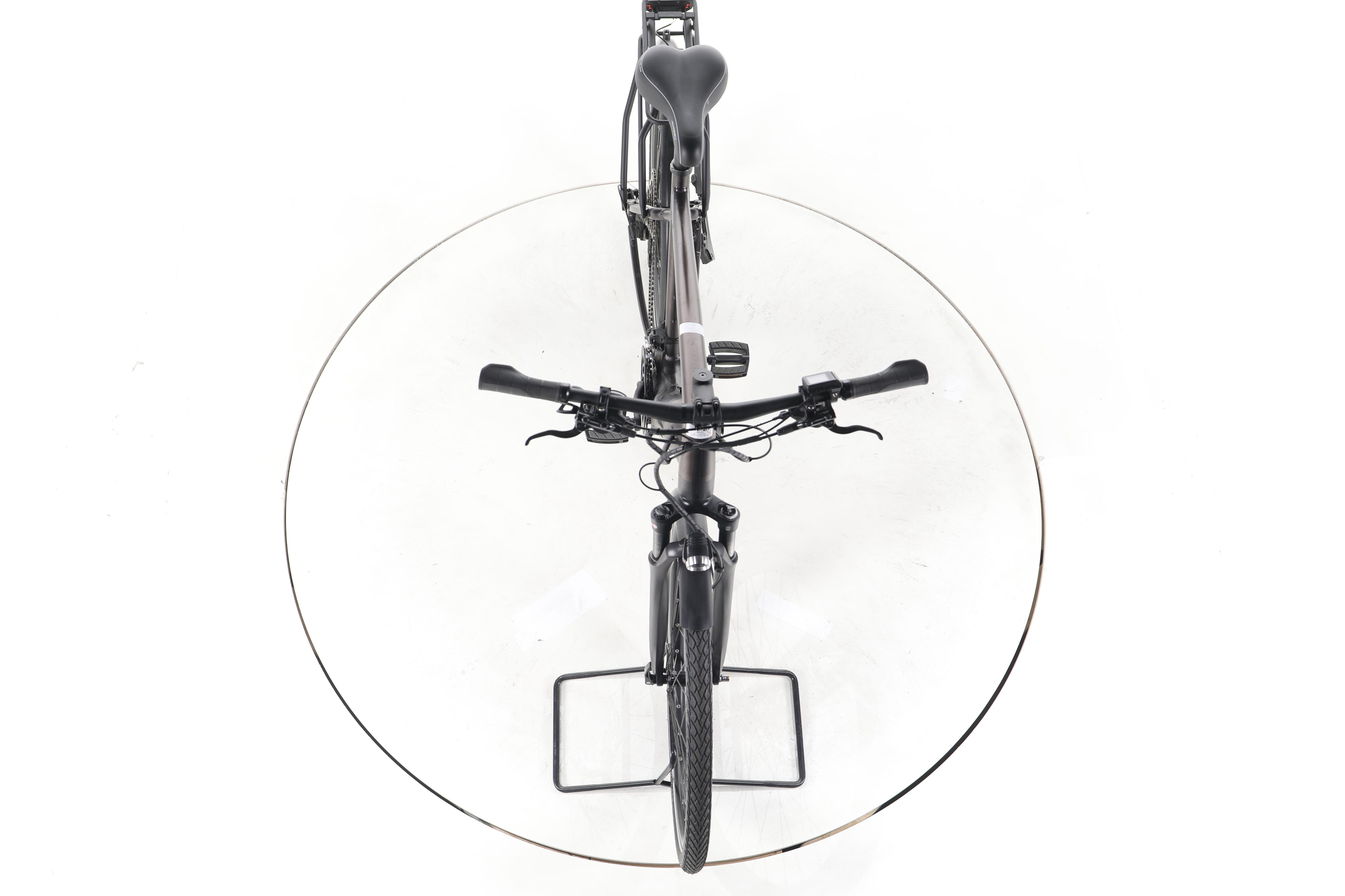 Giant Explore E+ Pro 1 Trekking E-Bike - Image 16