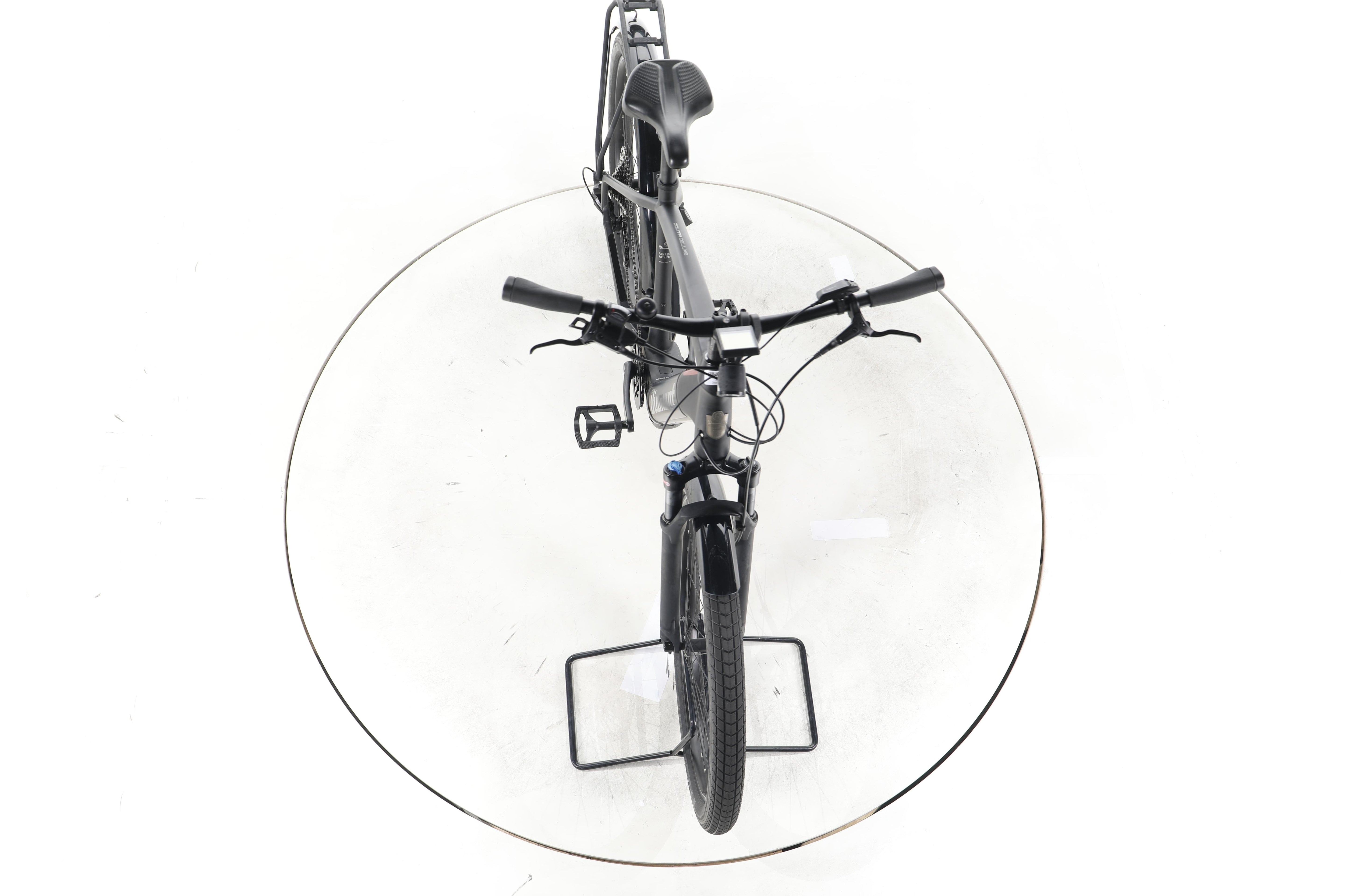 Diamant Zouma Deluxe+ Trekking E-Bike - Image 16