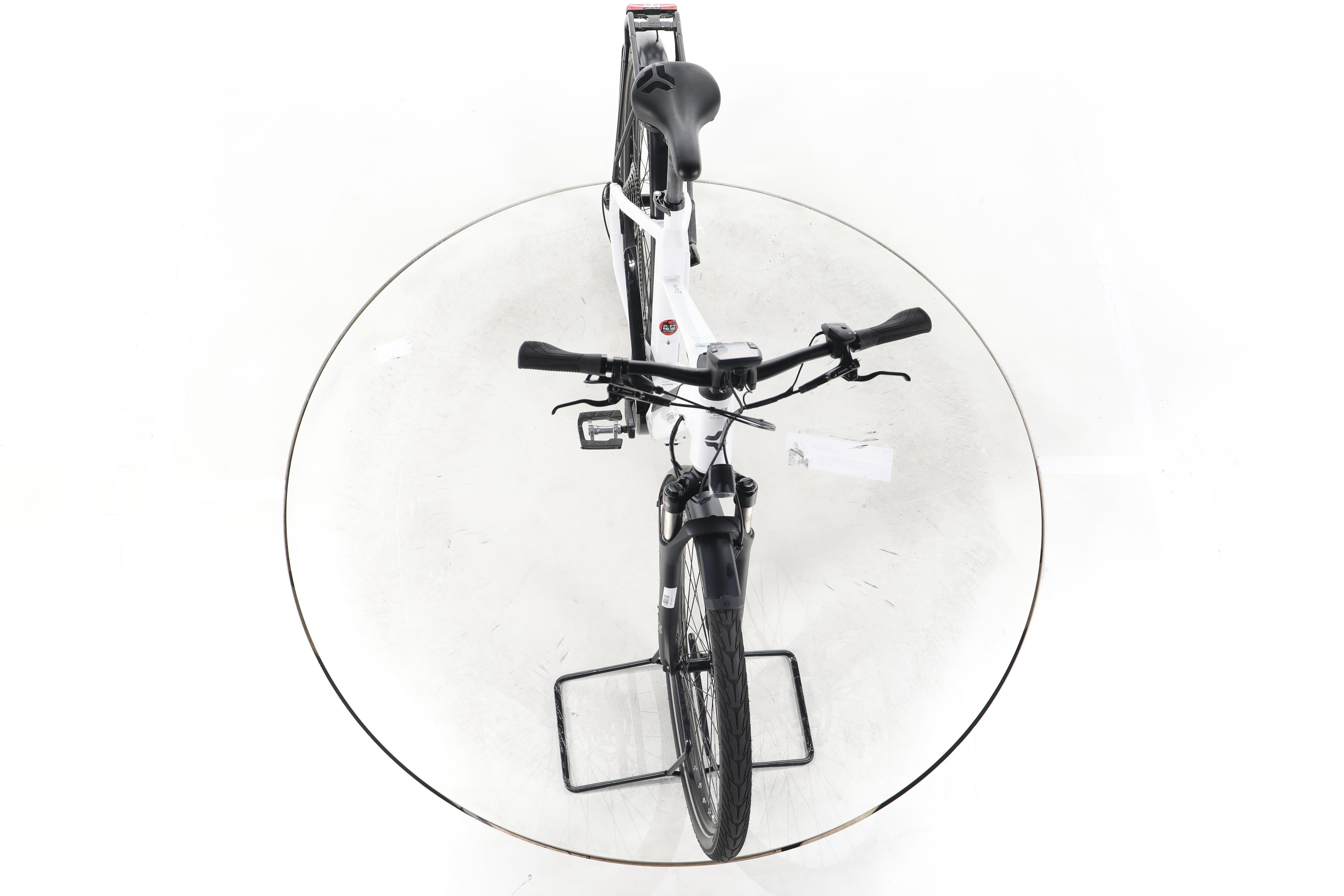 Carver Route E.510 Trekking E-Bike - Image 16