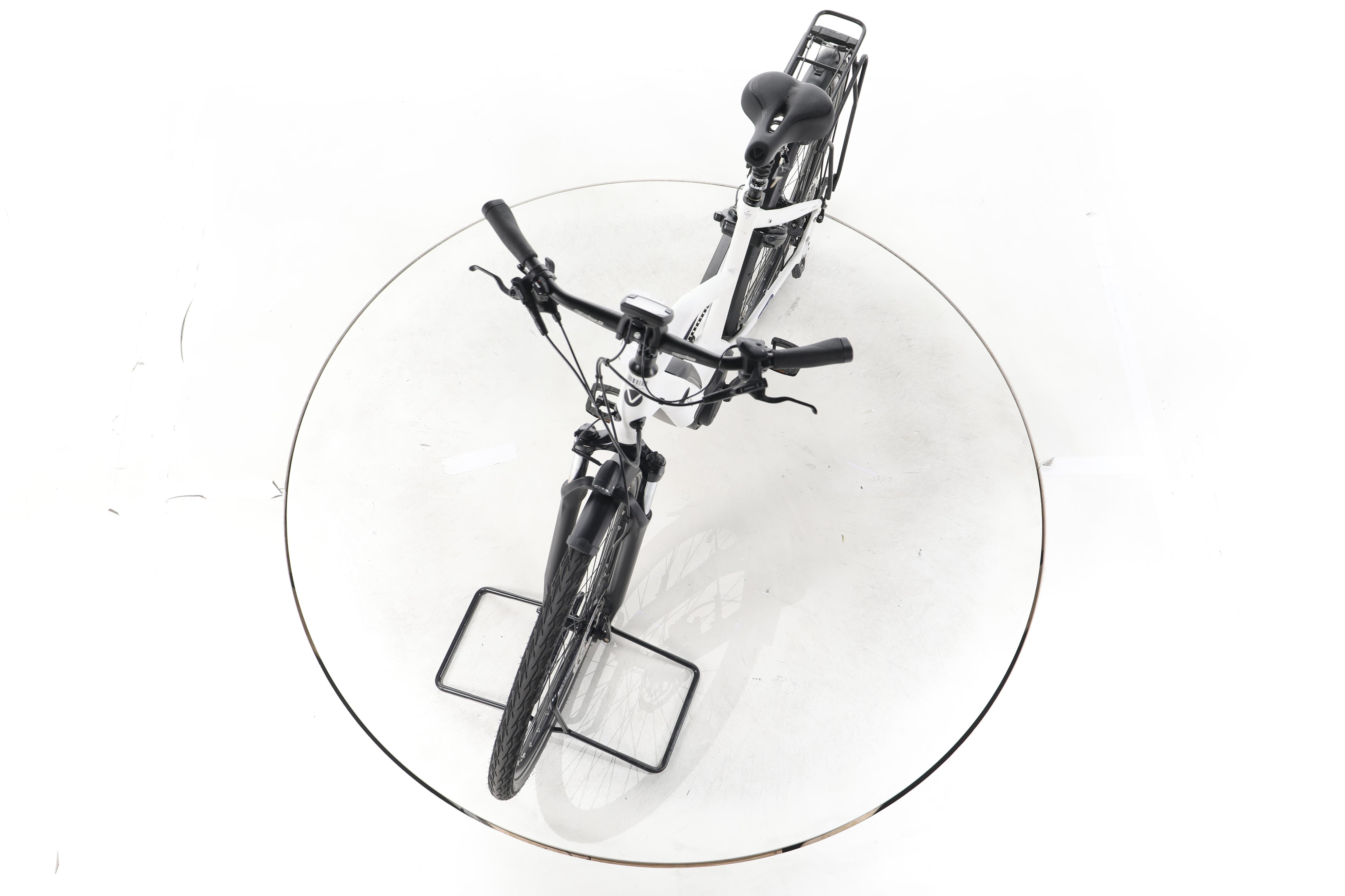Velo de Ville AEB 800 Trekking E-Bike - Image 17