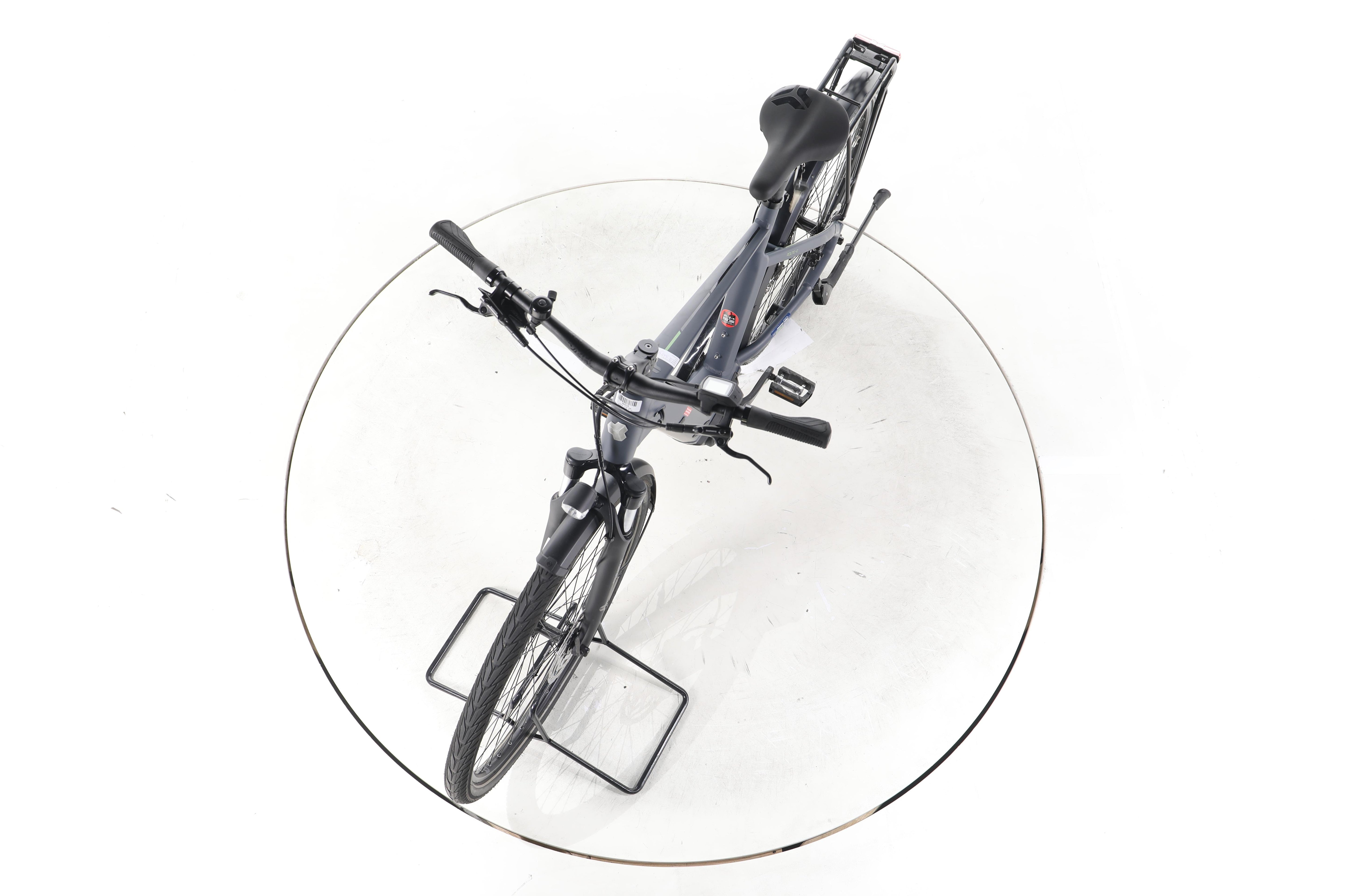 Carver Route E.410 Trekking E-Bike - Image 17