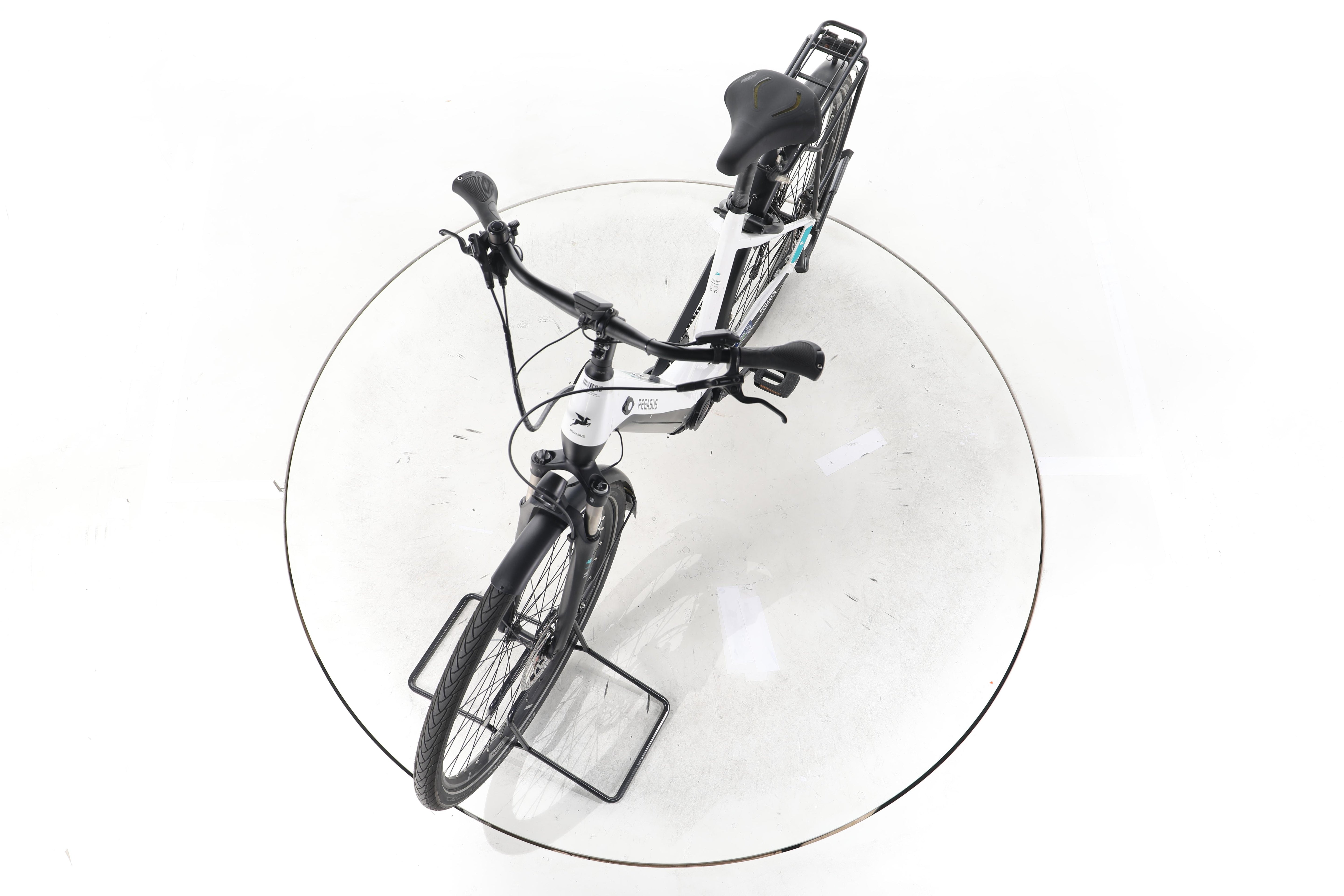 Pegasus Premio EVO Lite Trekking E-Bike Tiefeinsteiger - Image 17