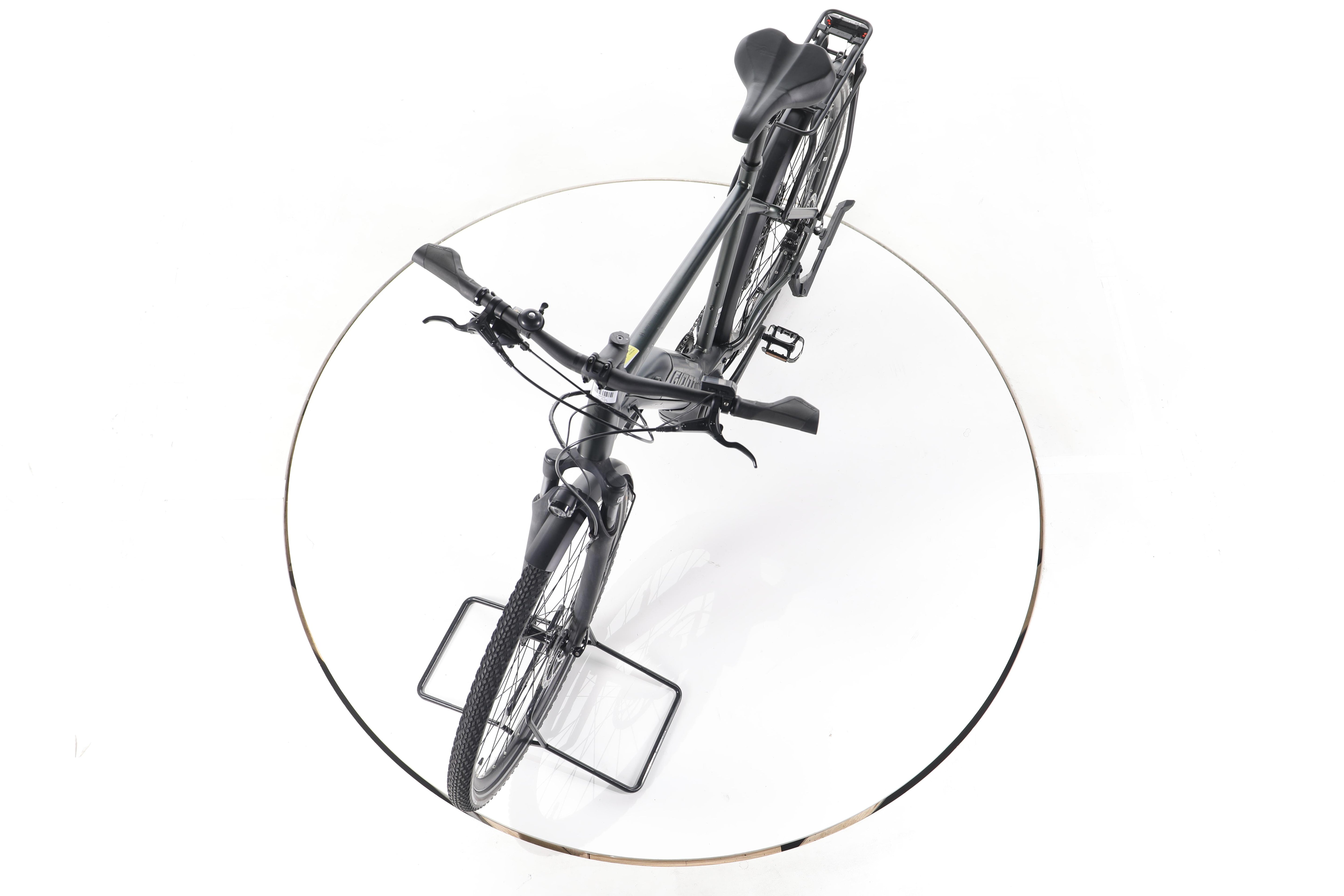 Giant Explore E+ 3 Trekking E-Bike - Image 17