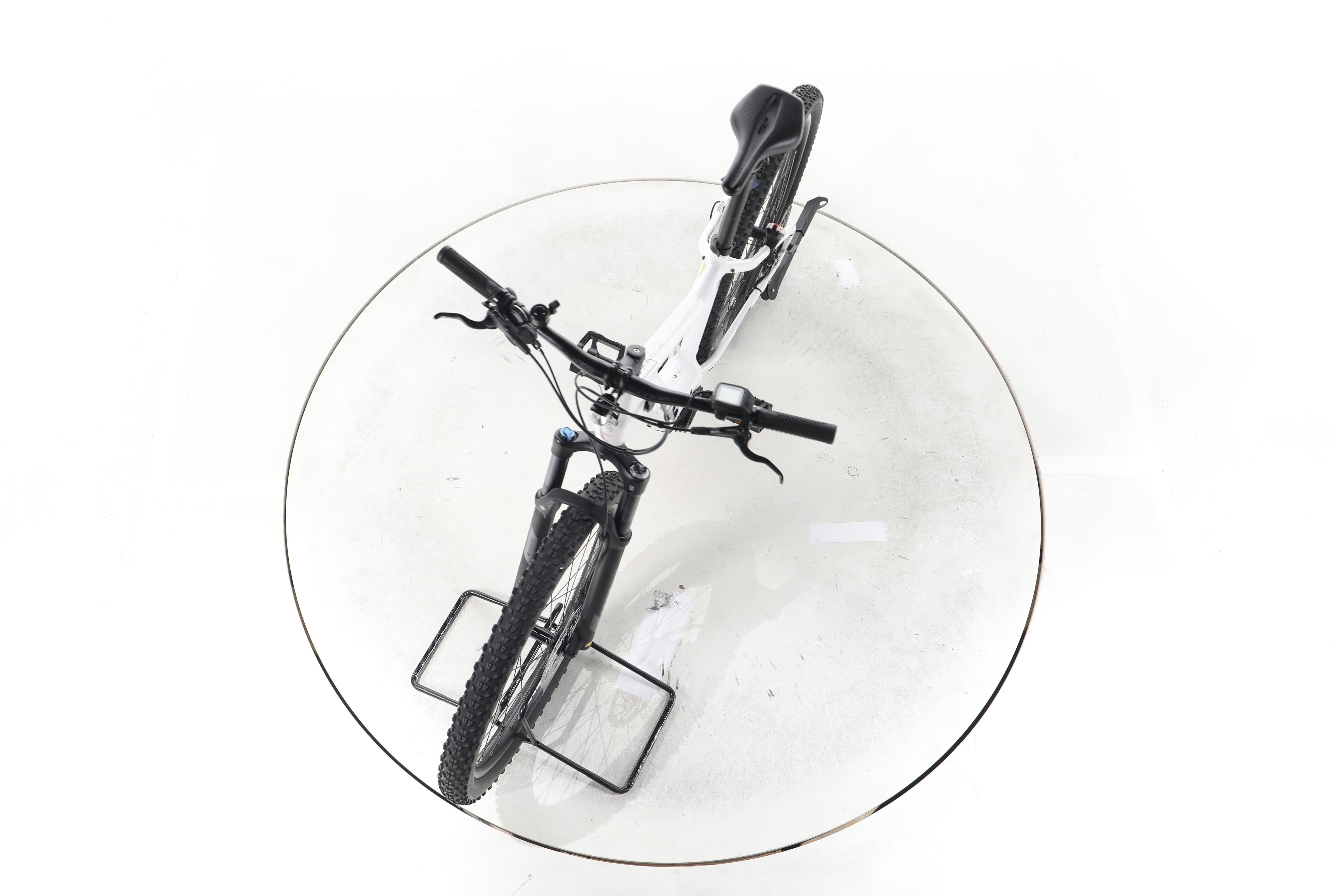 KTM Macina Race 571 E-Bike - Image 17