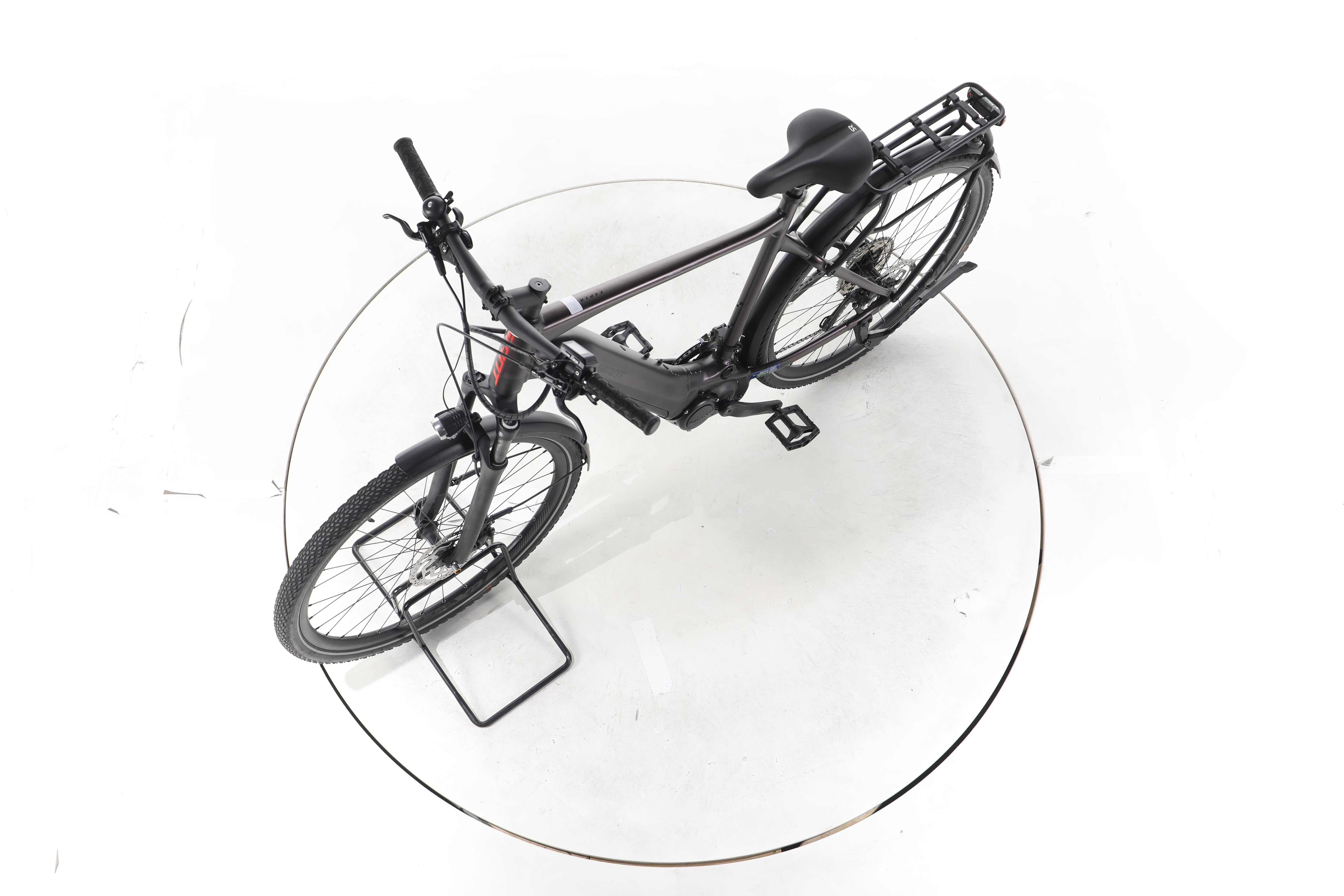 Giant Explore E+ Pro 1 Trekking E-Bike - Image 18