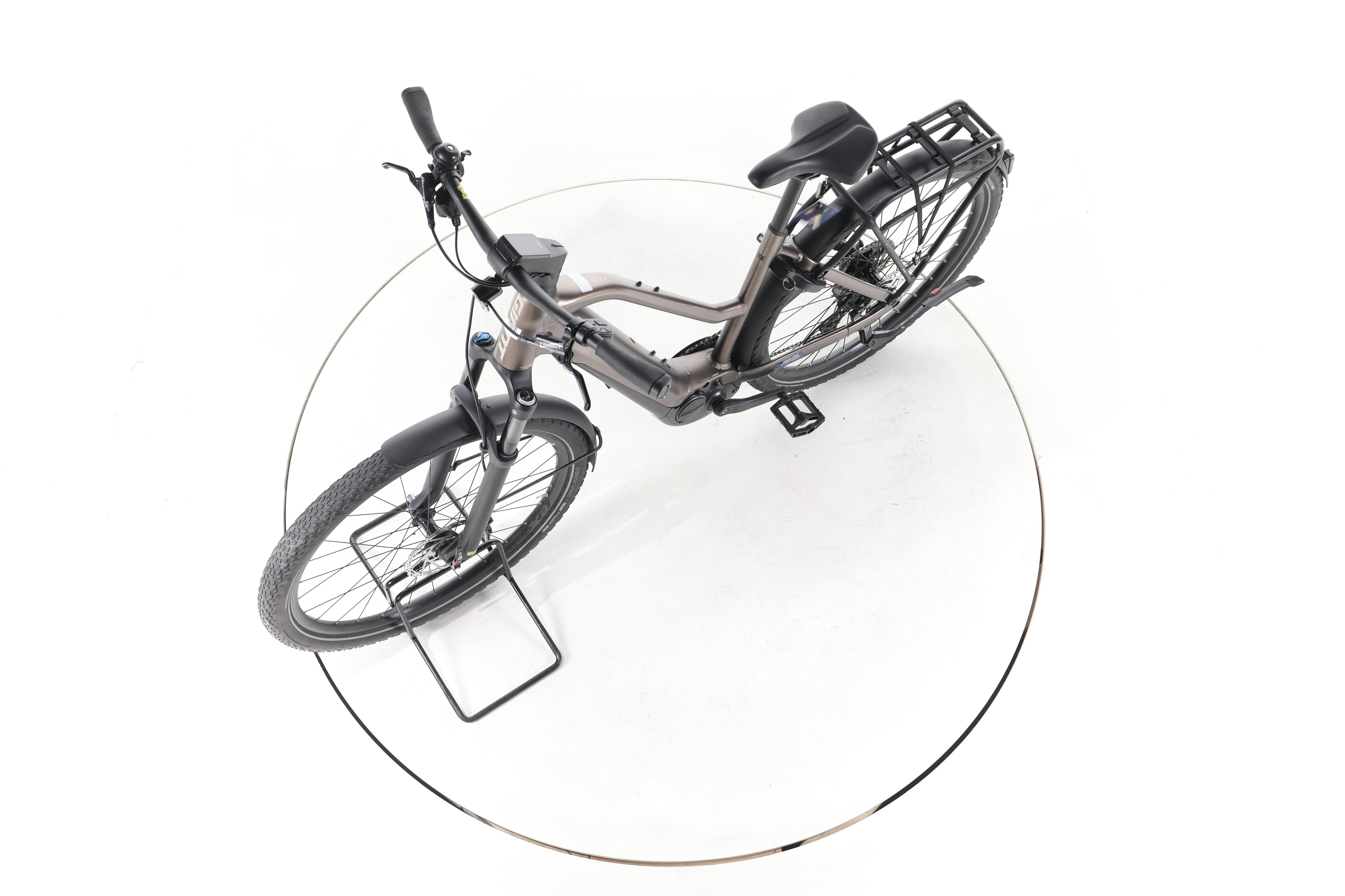 Giant Explore E+ Pro 1 Trekking E-Bike - Image 18