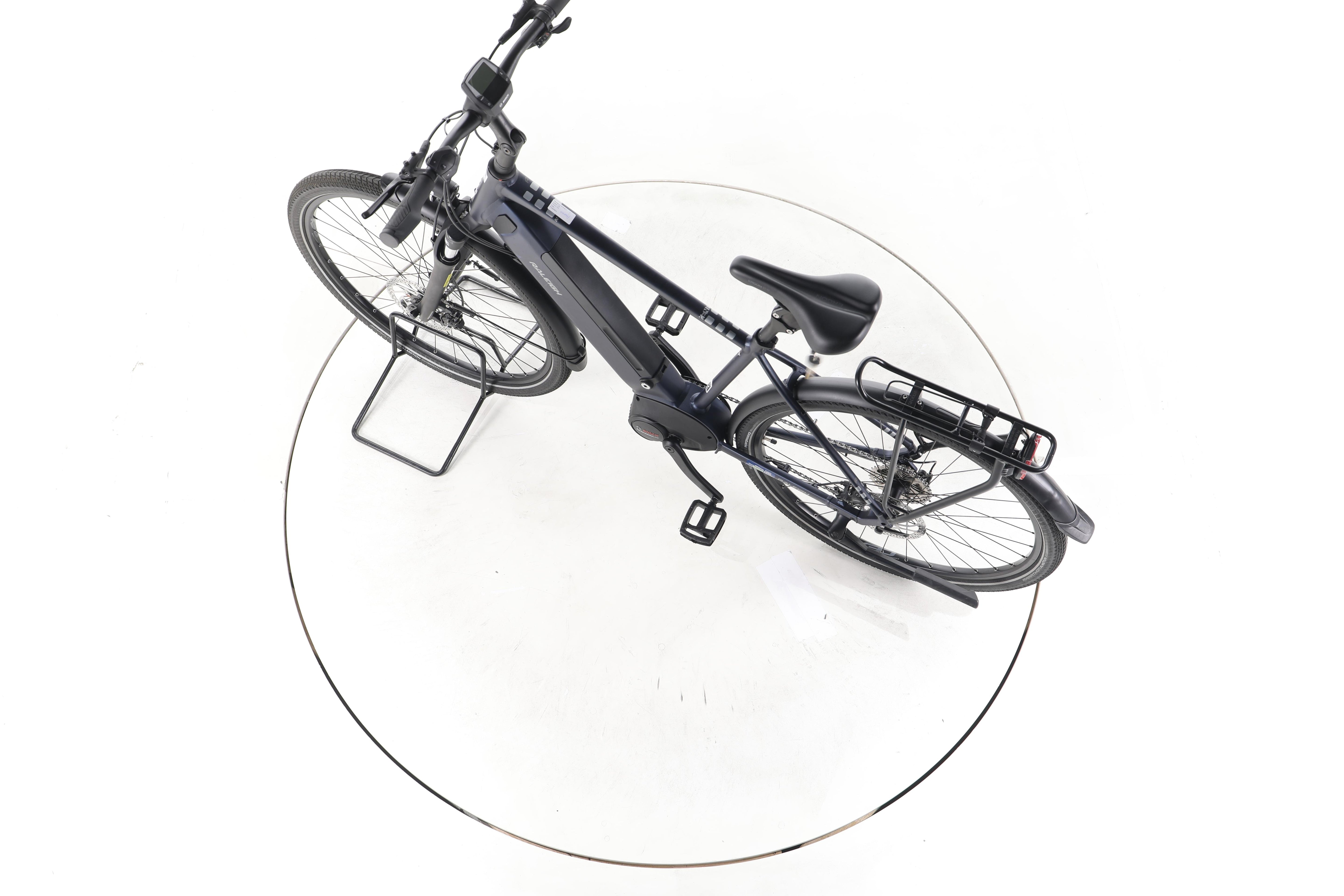 Raleigh Kent 9 Trekking E-Bike - Image 20