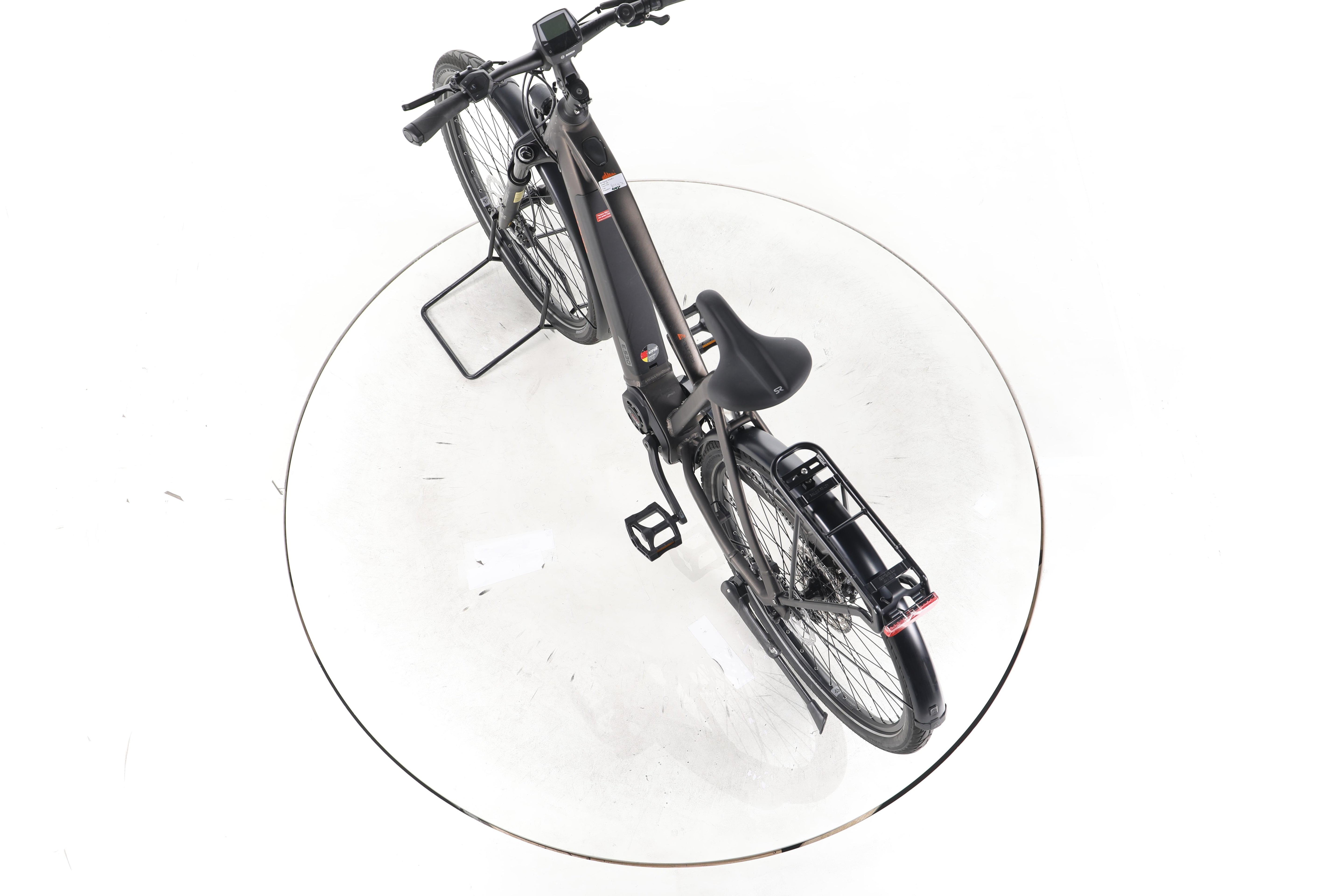Carver Route E.530 Trekking E-Bike - Image 21