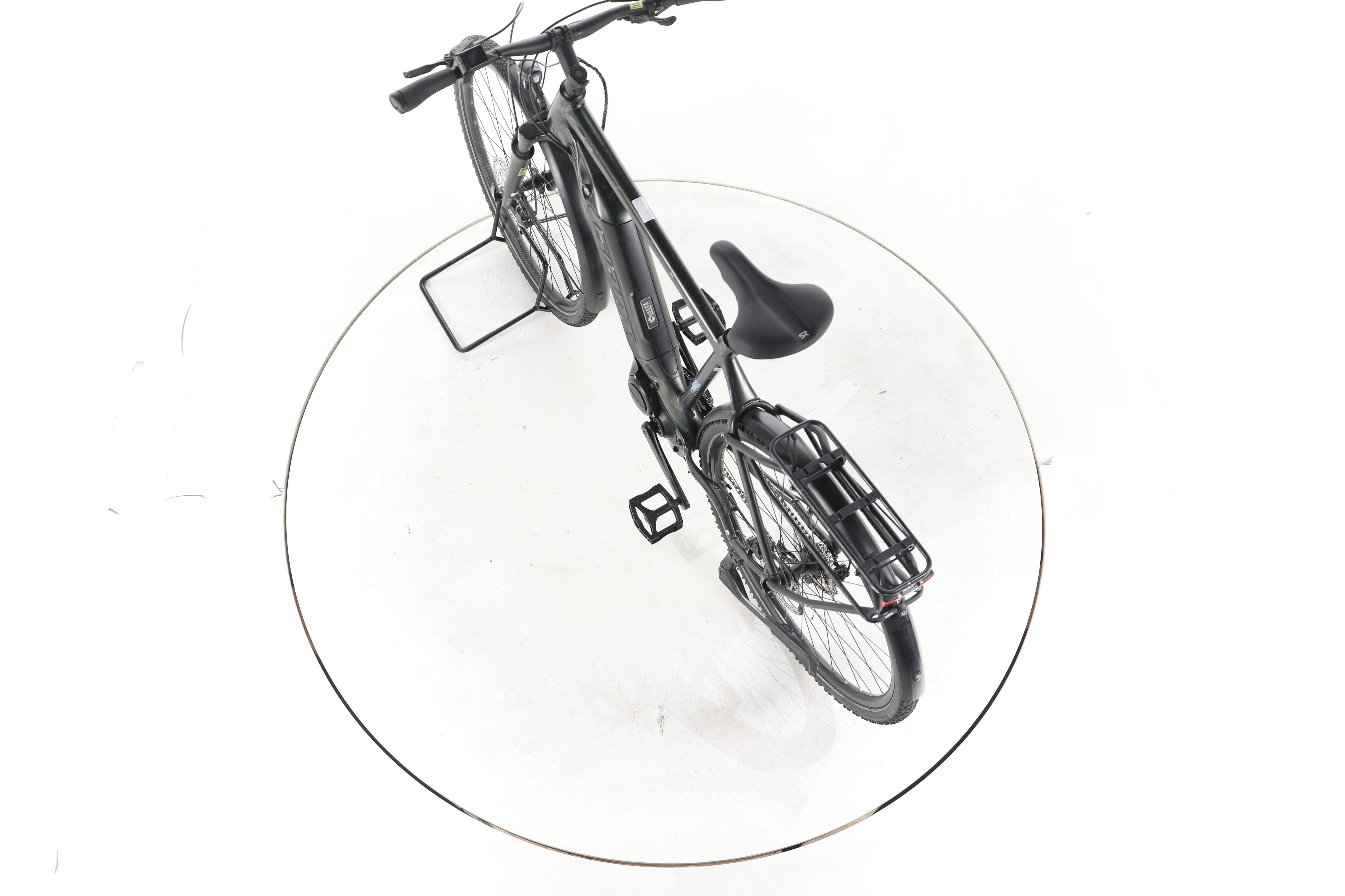 Giant Explore E+ 3 Trekking E-Bike - Image 21