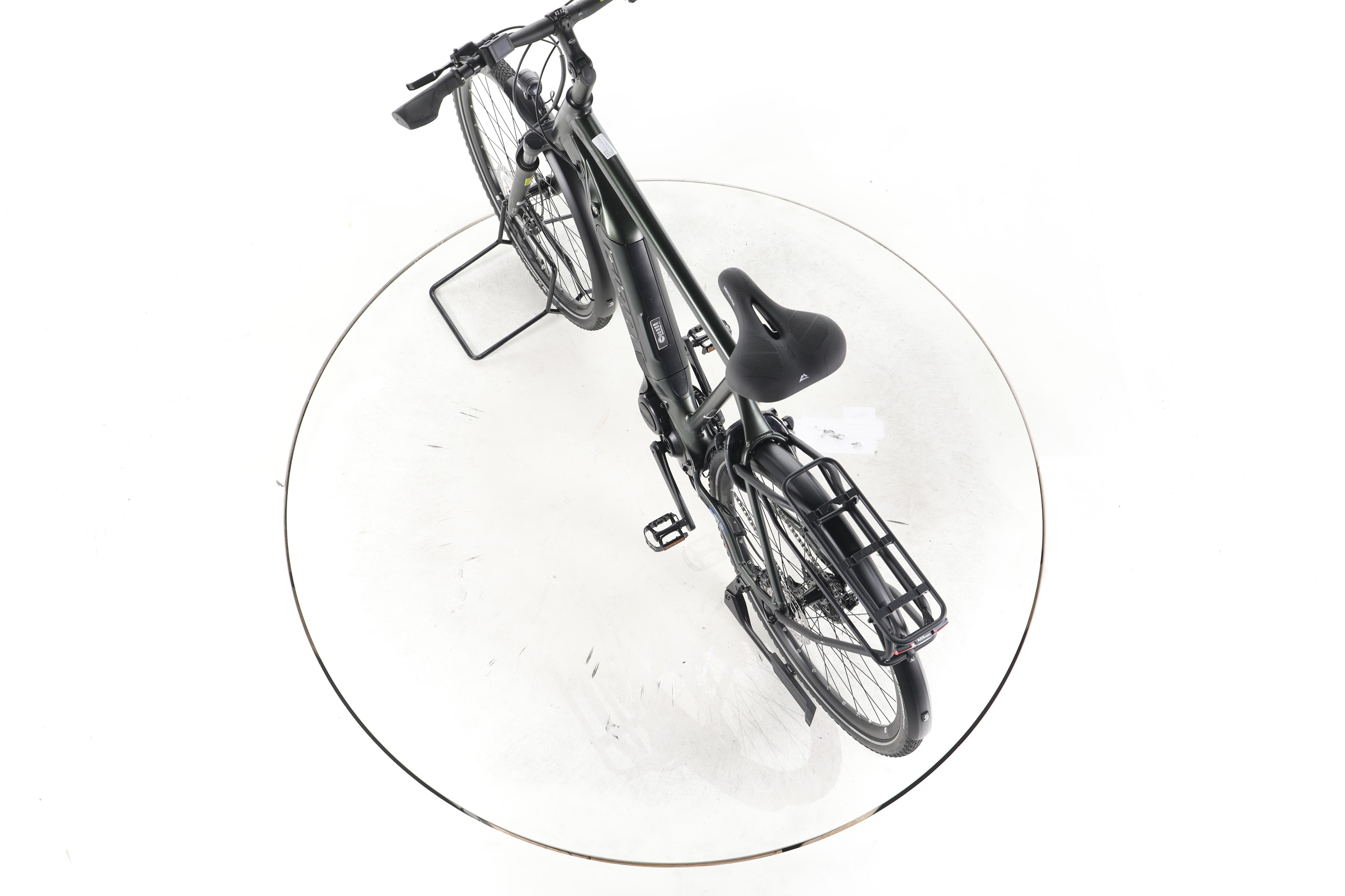 Giant Explore E+ 3 Trekking E-Bike - Image 21