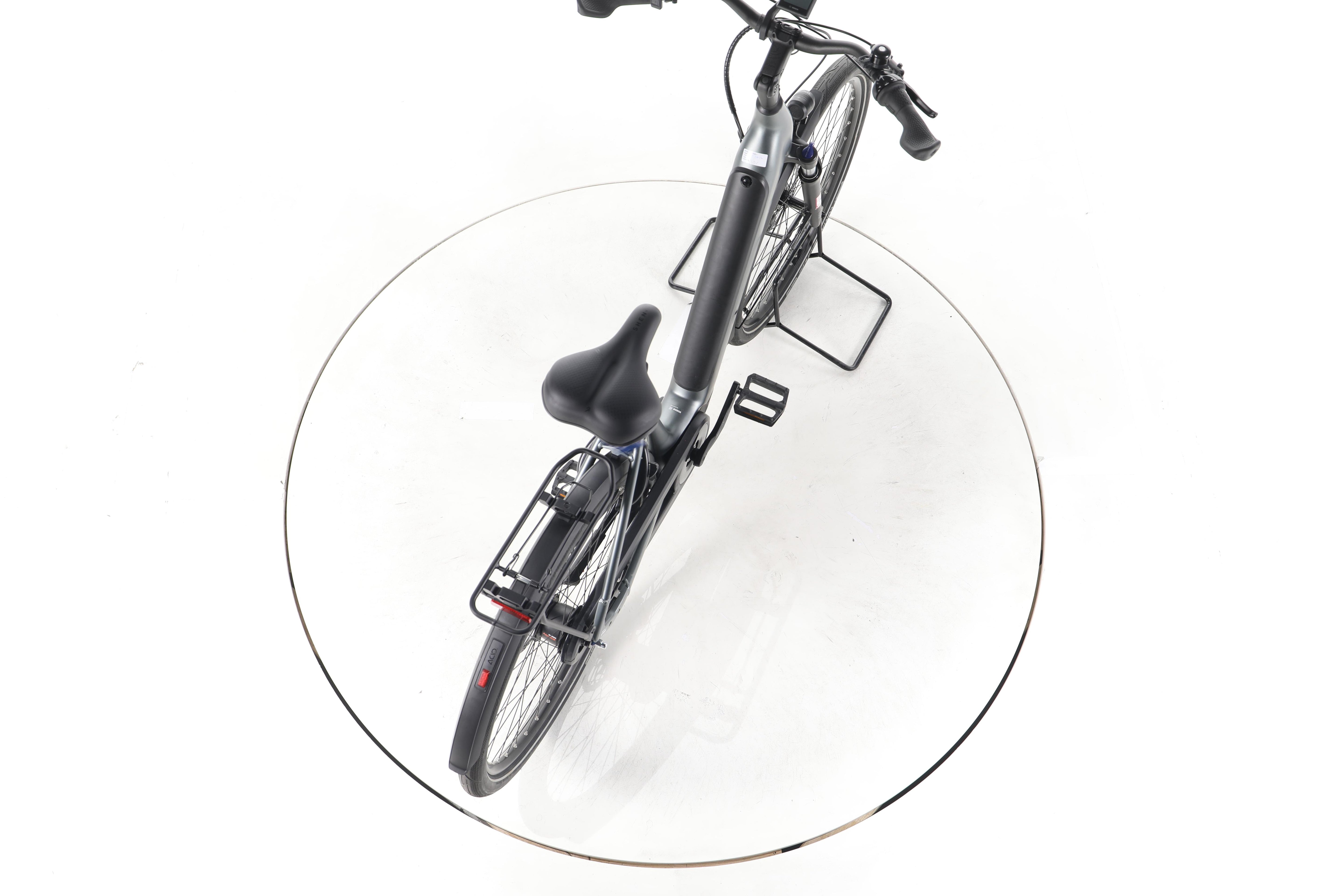 Cube 23 SUPREME HYBRID PRO City E-Bike Tiefeinsteiger - Image 23