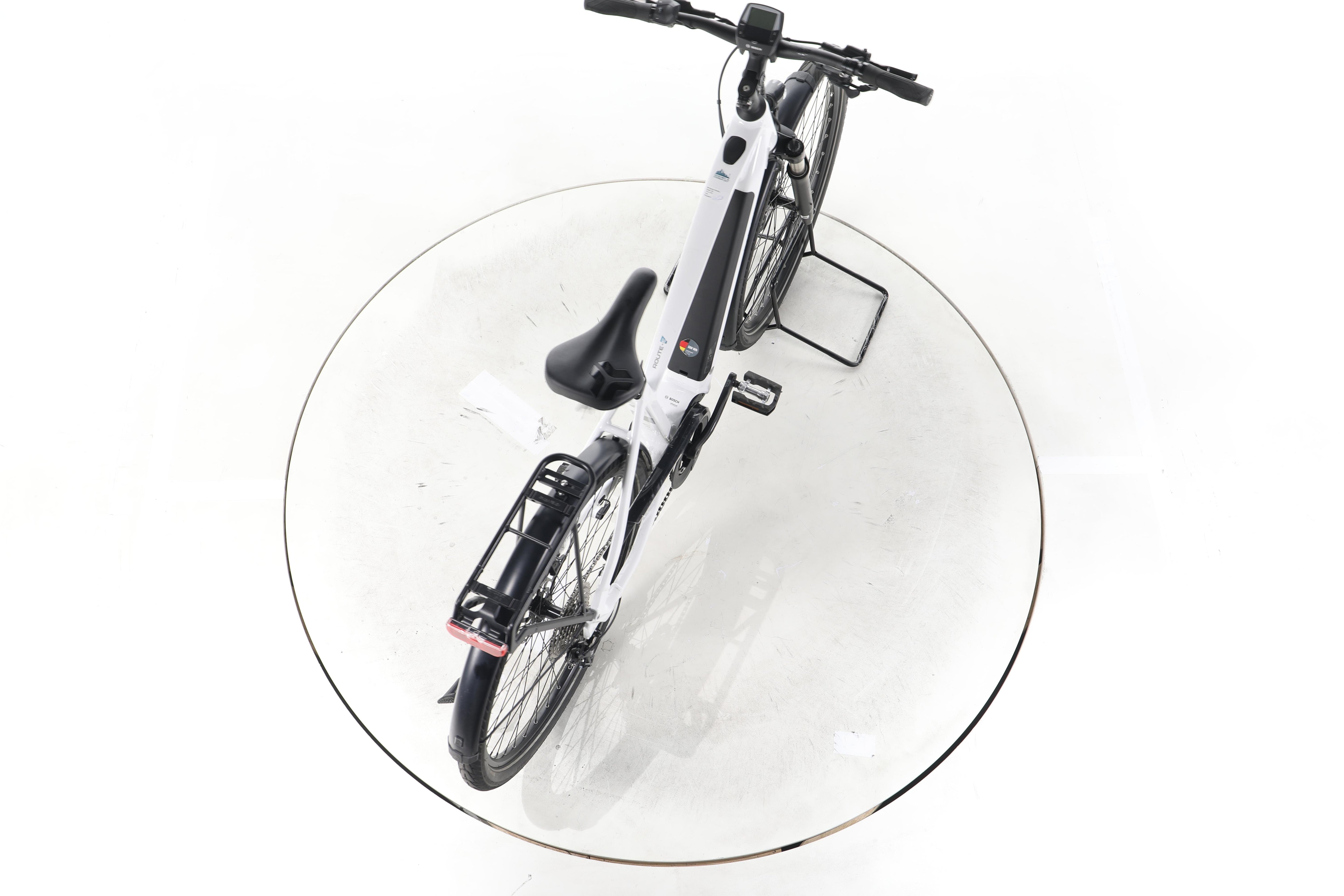 Carver Route E.510 Trekking E-Bike - Image 23