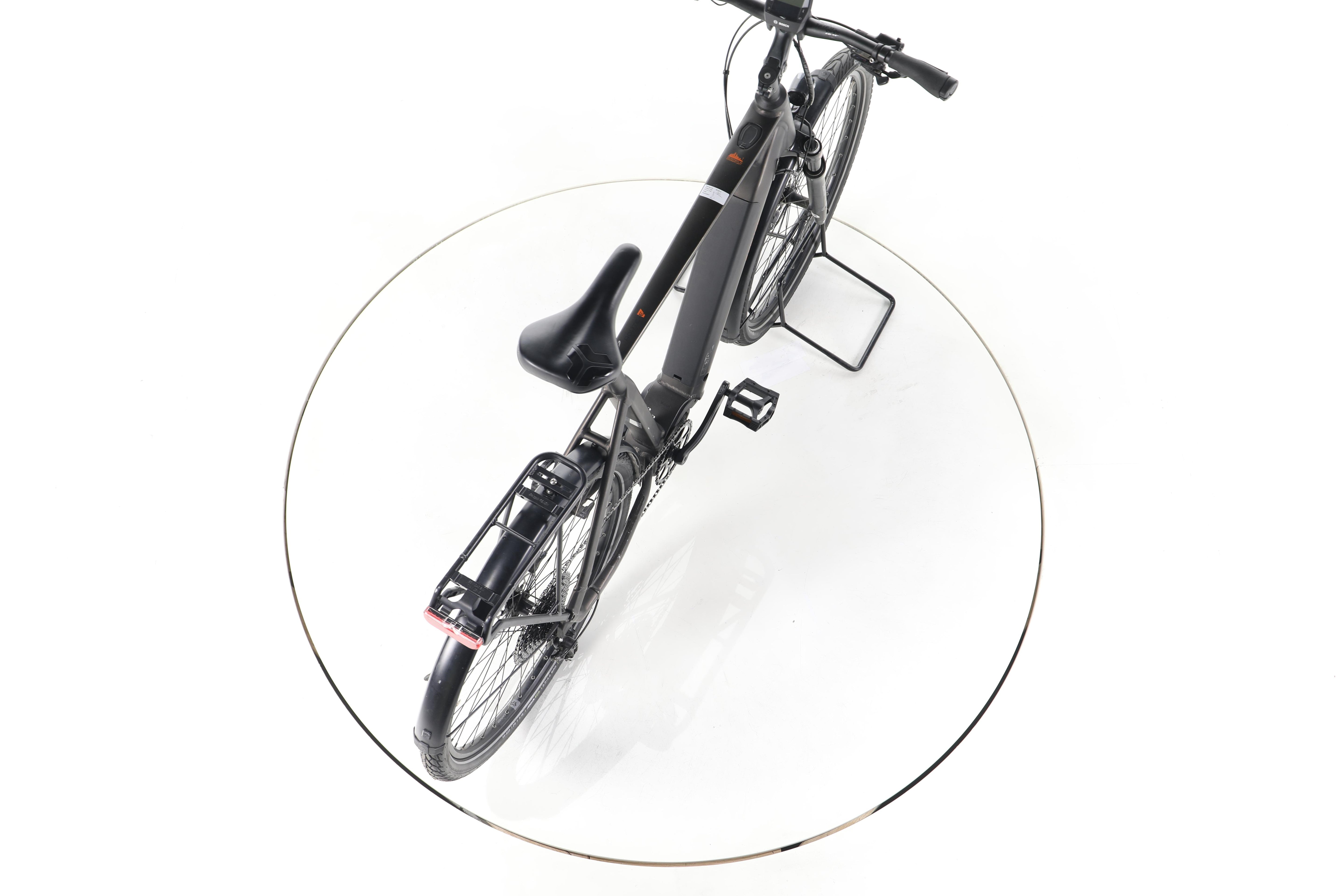 Carver Route E.530 Trekking E-Bike - Image 23
