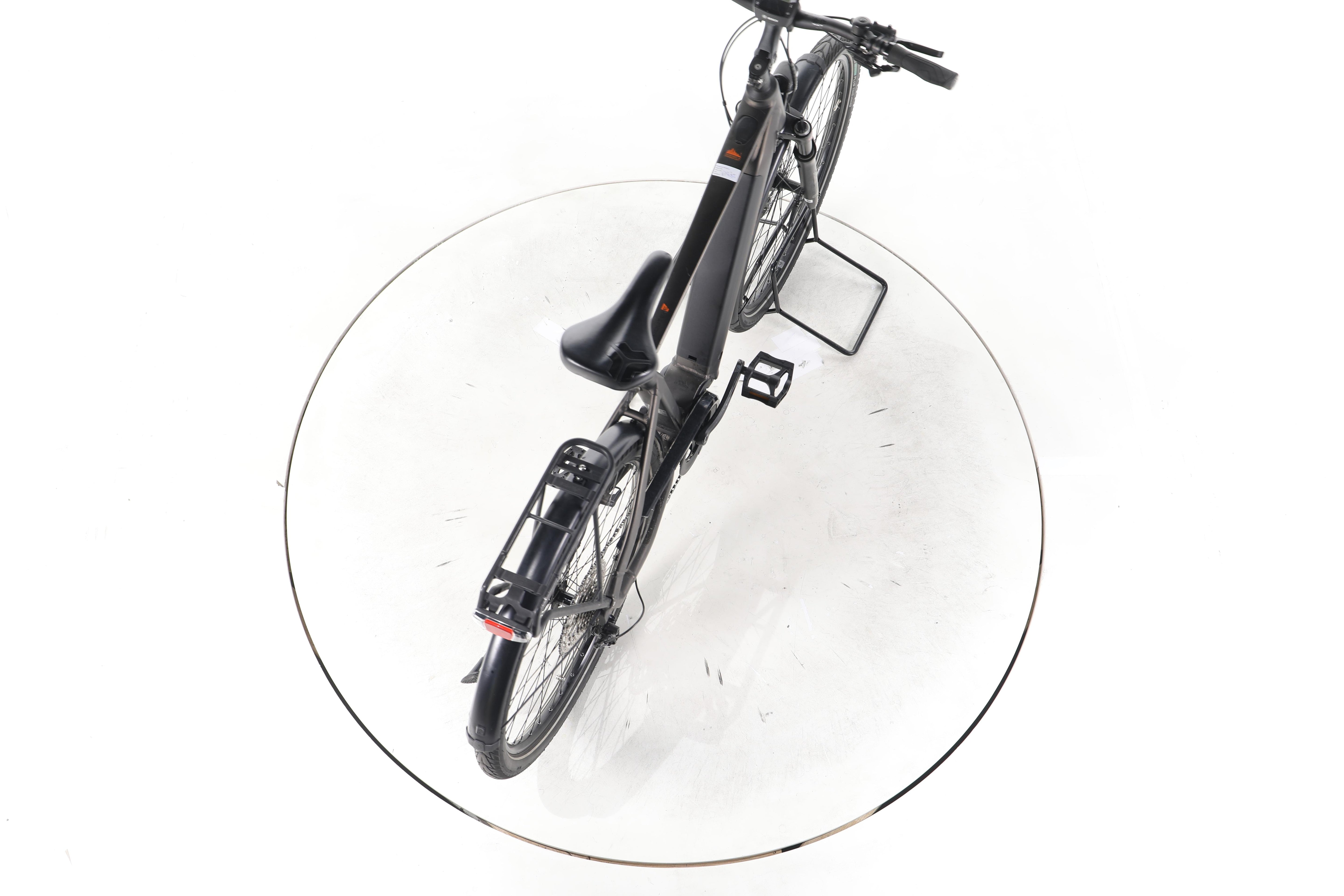 Carver Route E.530 650 Trekking E-Bike - Image 23