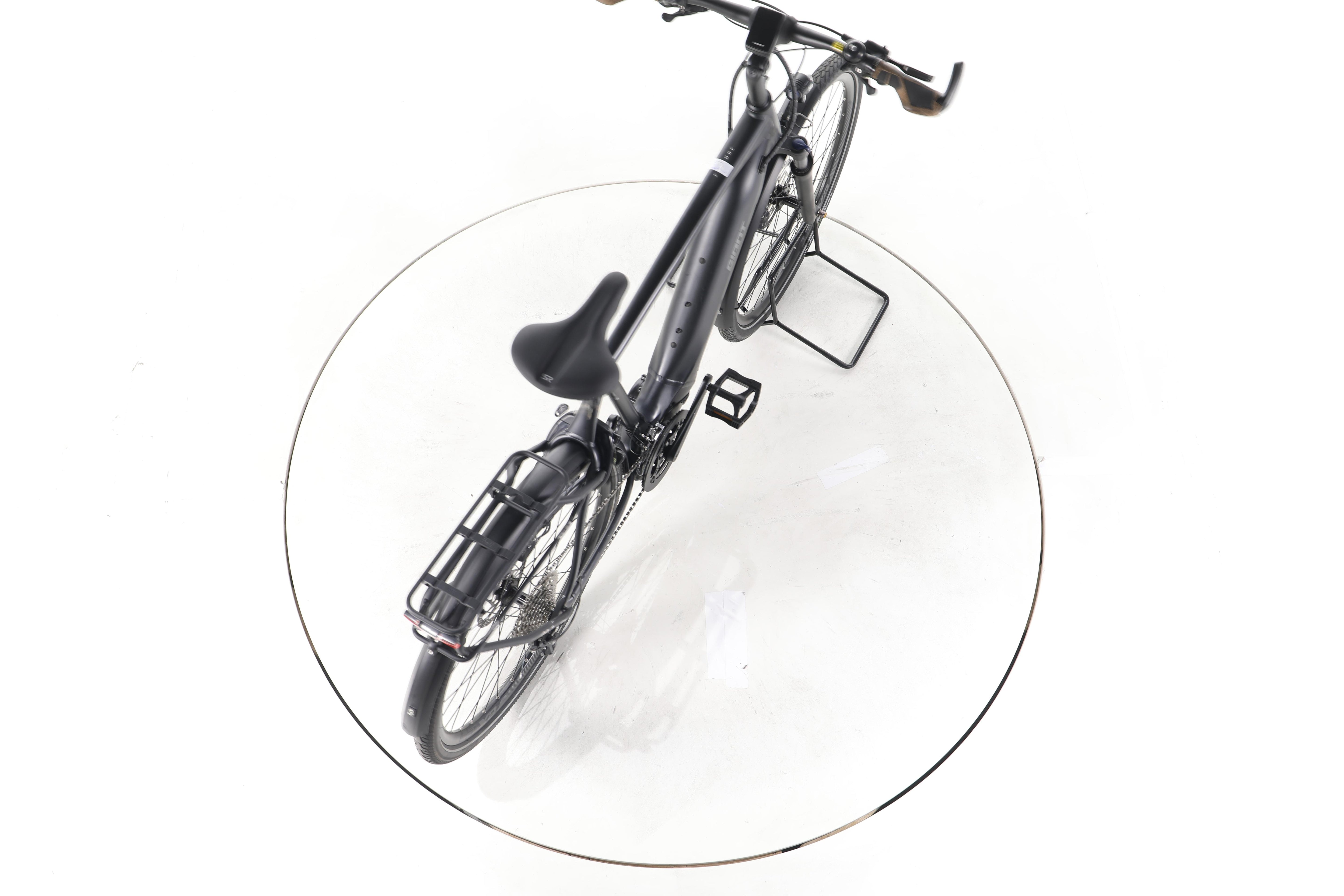 Giant Explore E+ 1 Trekking E-Bike - Image 23