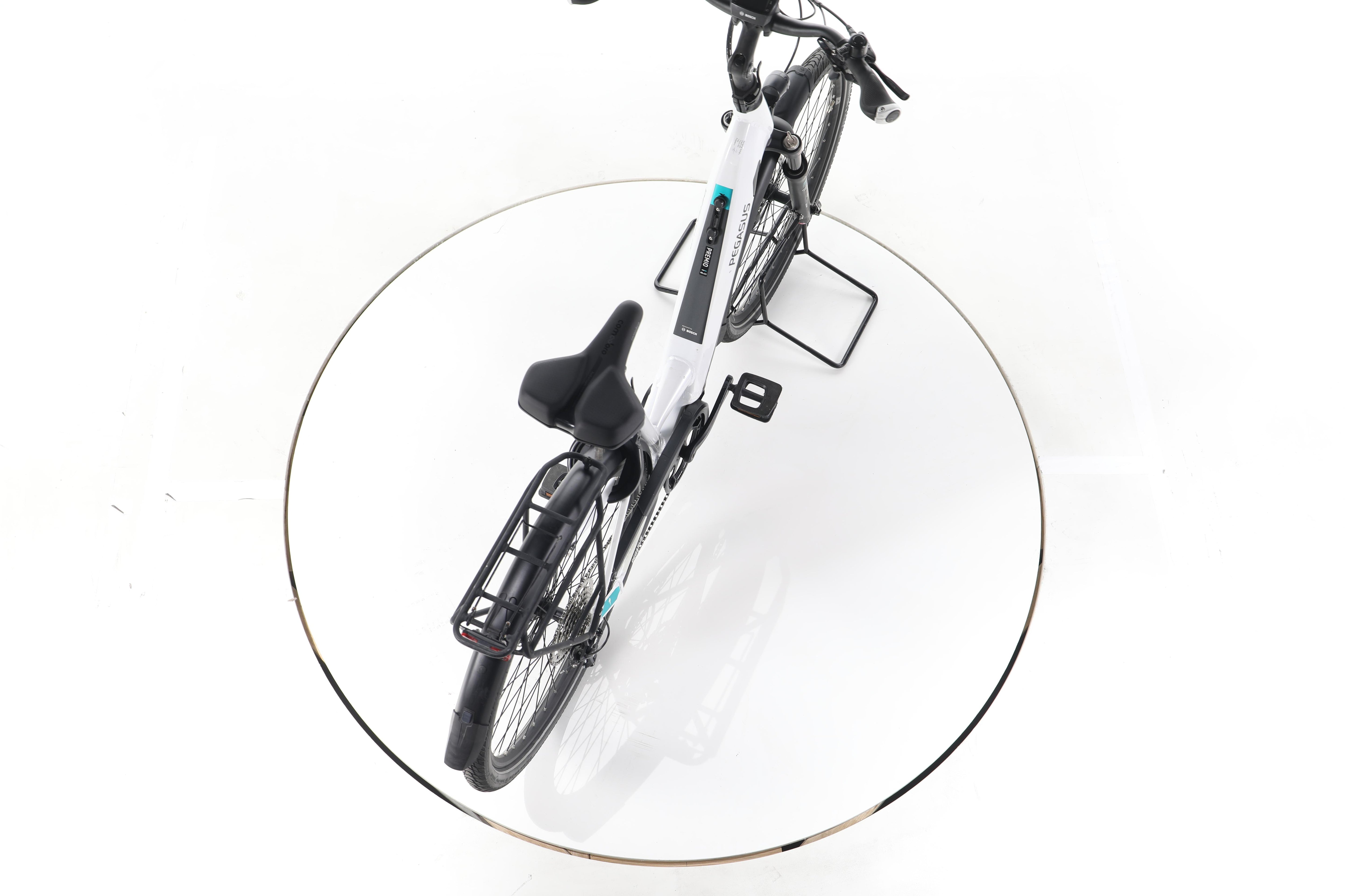 Pegasus Premio Evo Lite Comfort Trekking E-Bike Tiefeinsteiger - Image 23