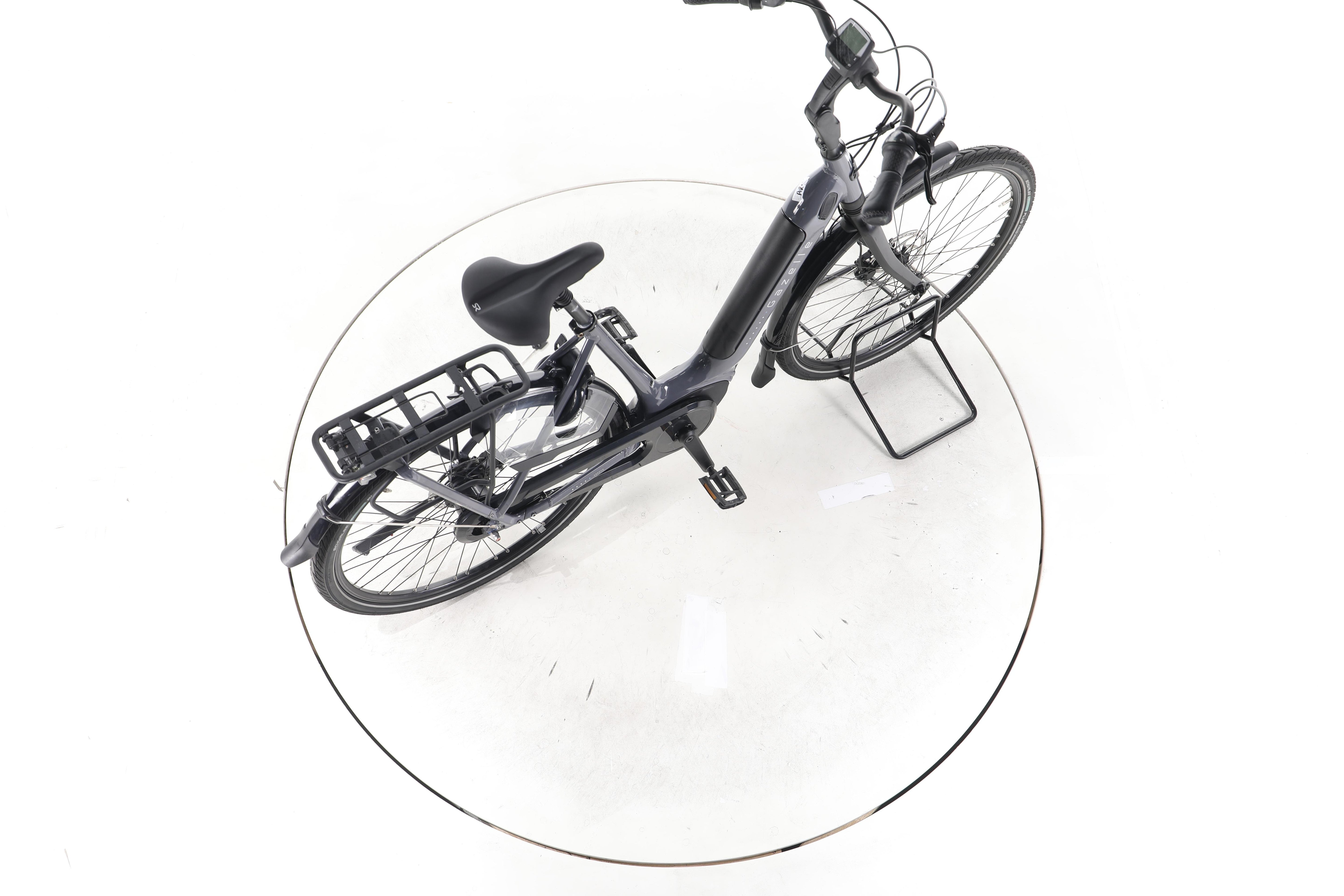 Gazelle Arroyo C8 HMB Elite City E-Bike Tiefeinsteiger - Image 24