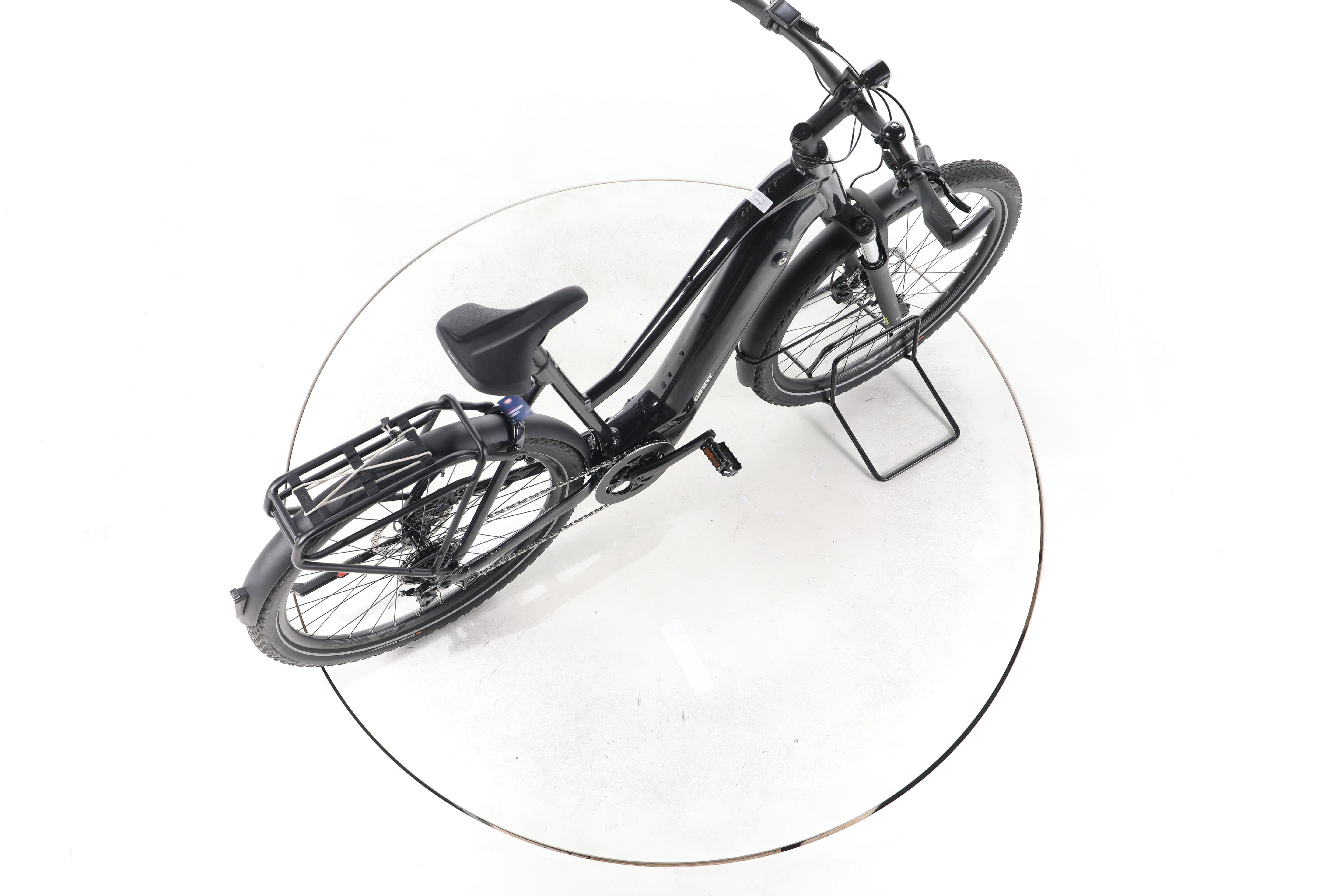 Giant Explore E+ 2 Trekking E-Bike - Image 24