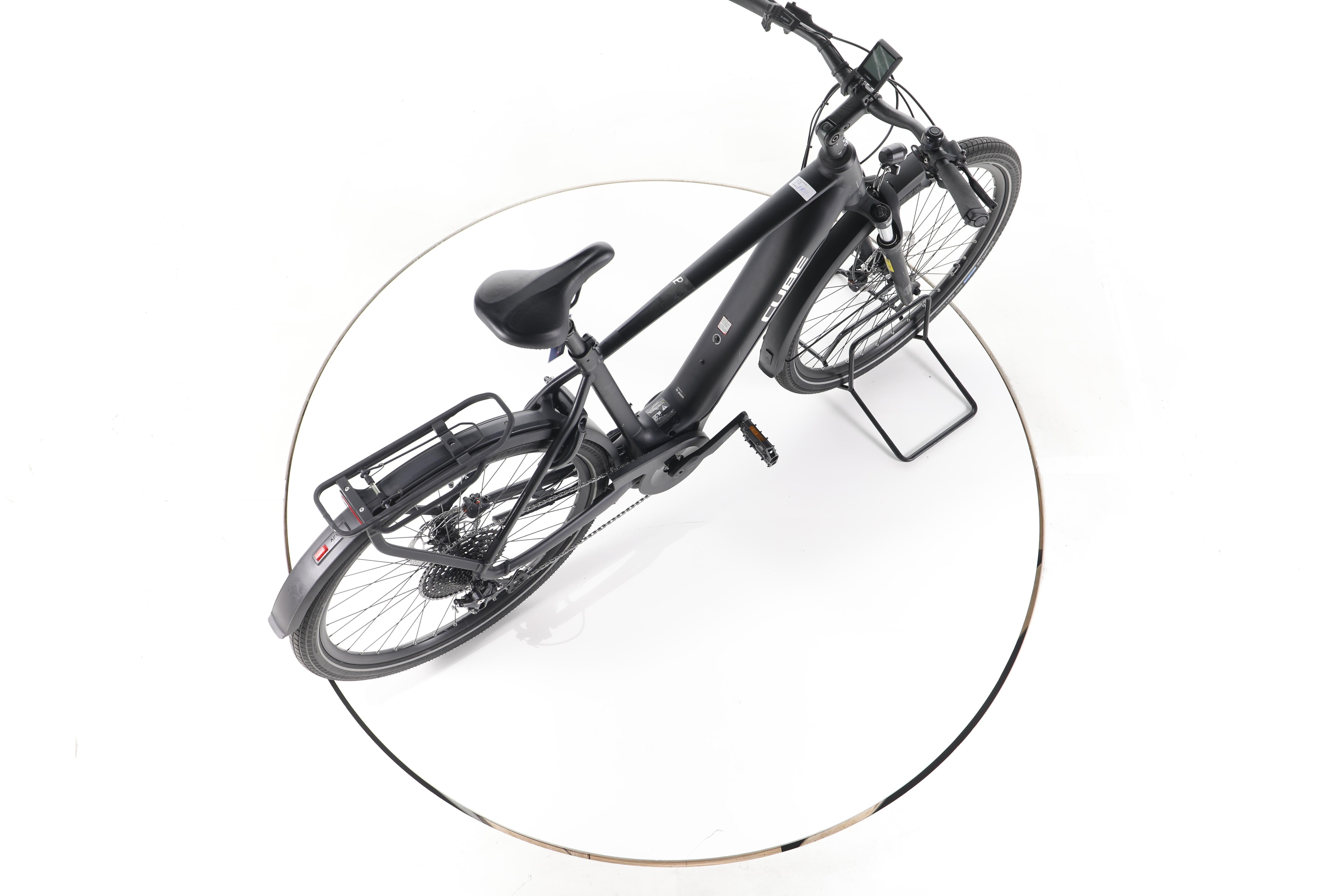 Cube Touring Hybrid Pro 625 Trekking E-Bike - Image 24