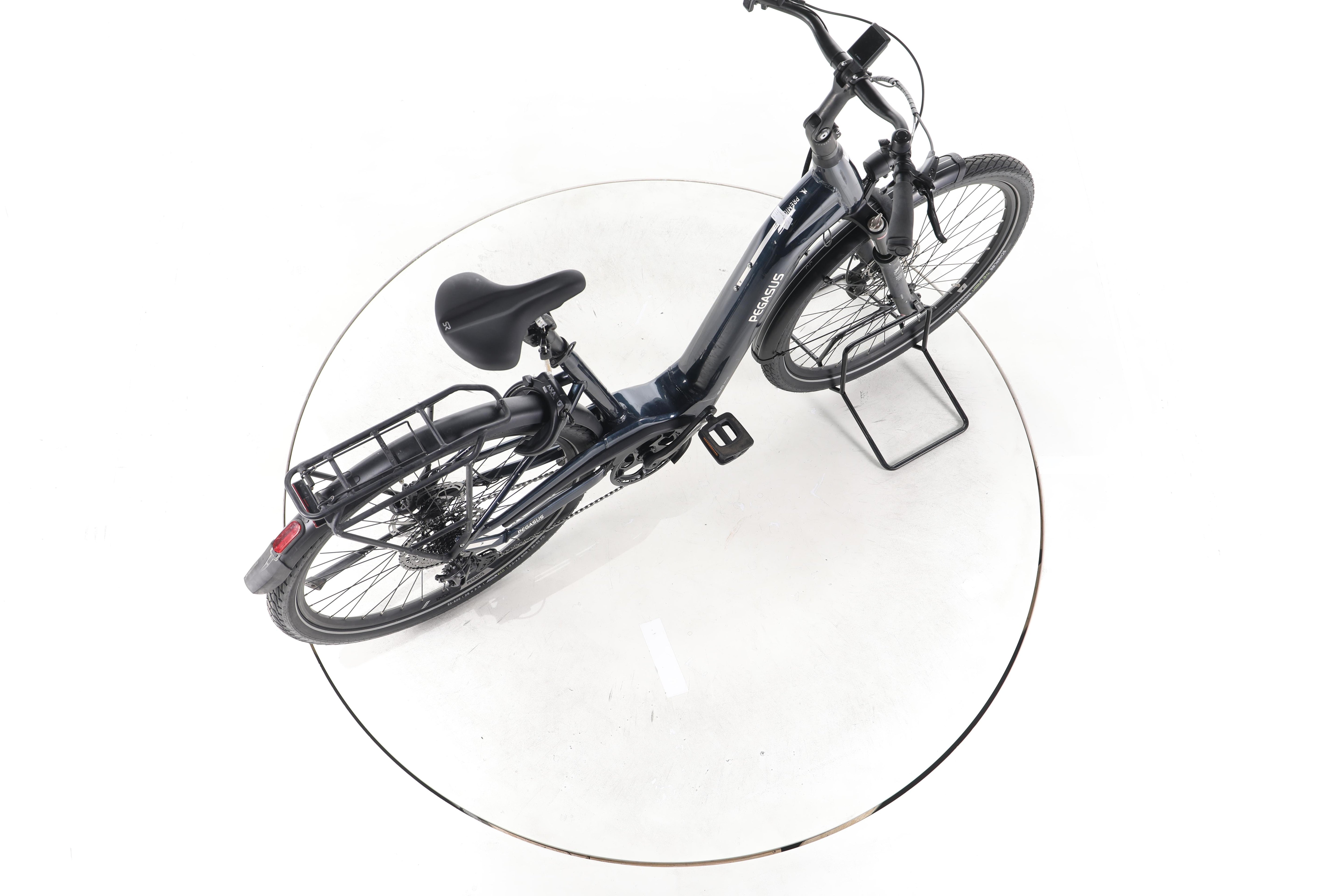 Pegasus Premio Evo 11 Trekking E-Bike Tiefeinsteiger - Image 24