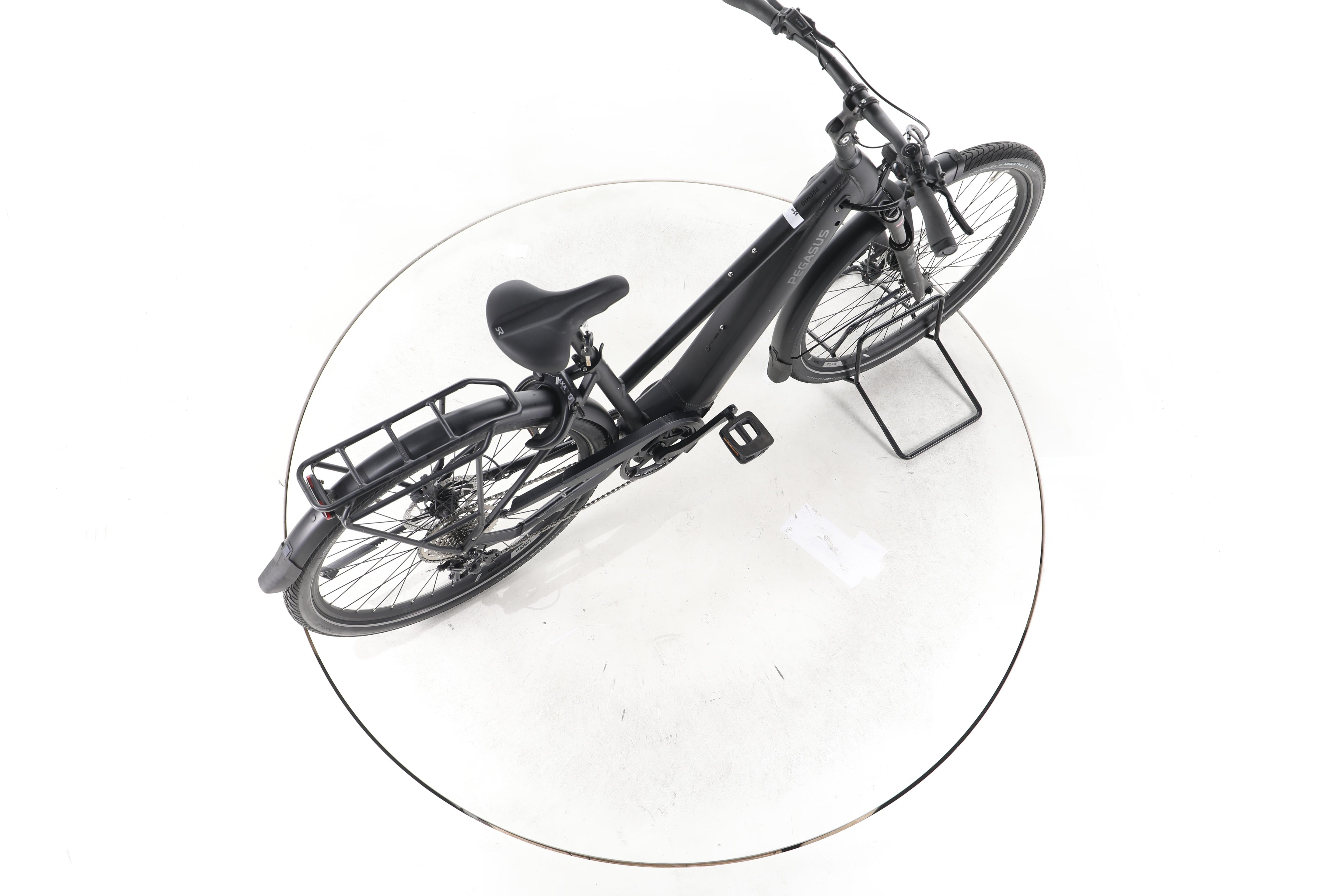 Pegasus Premio Evo 10 Trekking E-Bike - Image 24