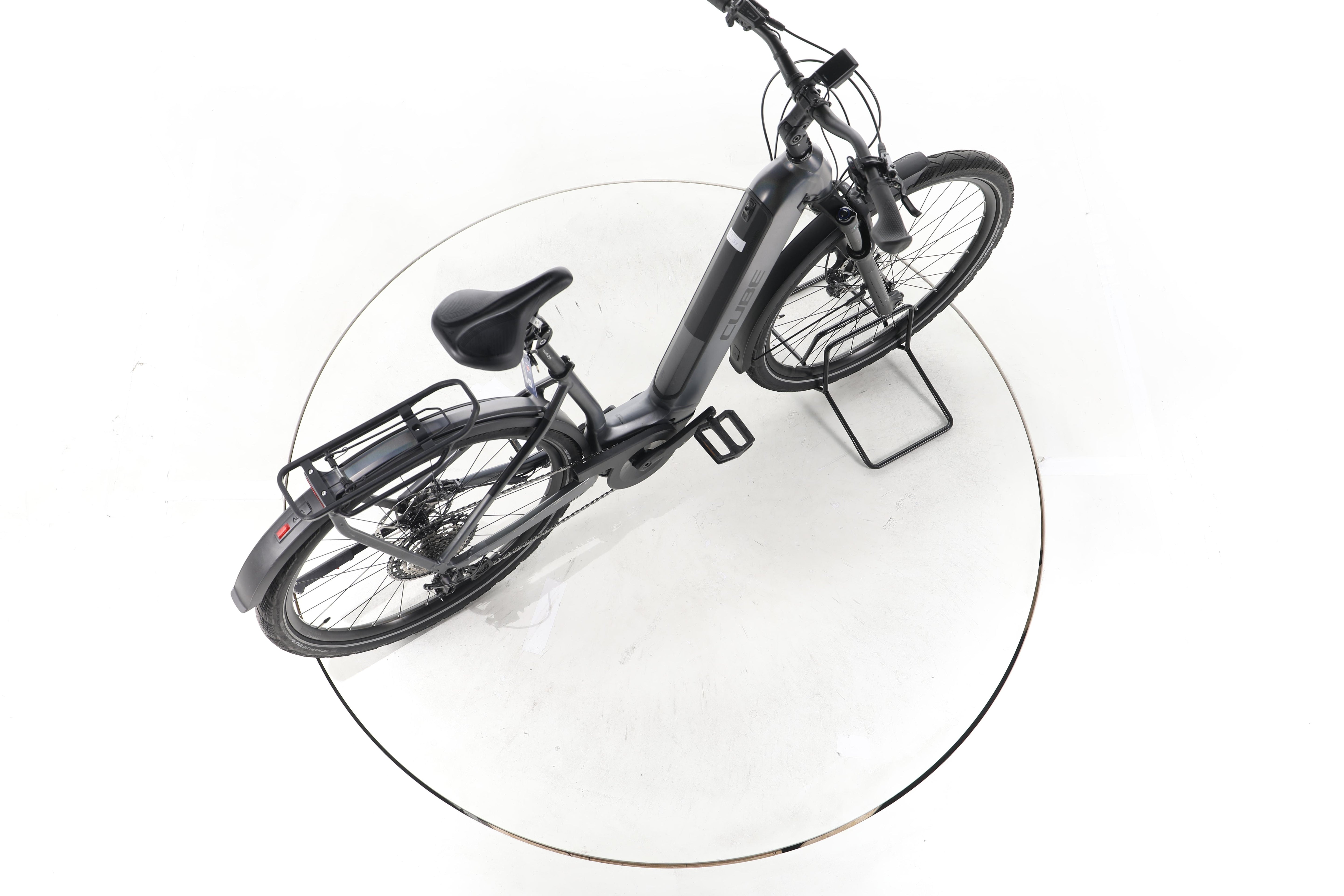 Cube Kathmandu Hybrid SLT Trekking E-Bike Tiefeinsteiger - Image 24