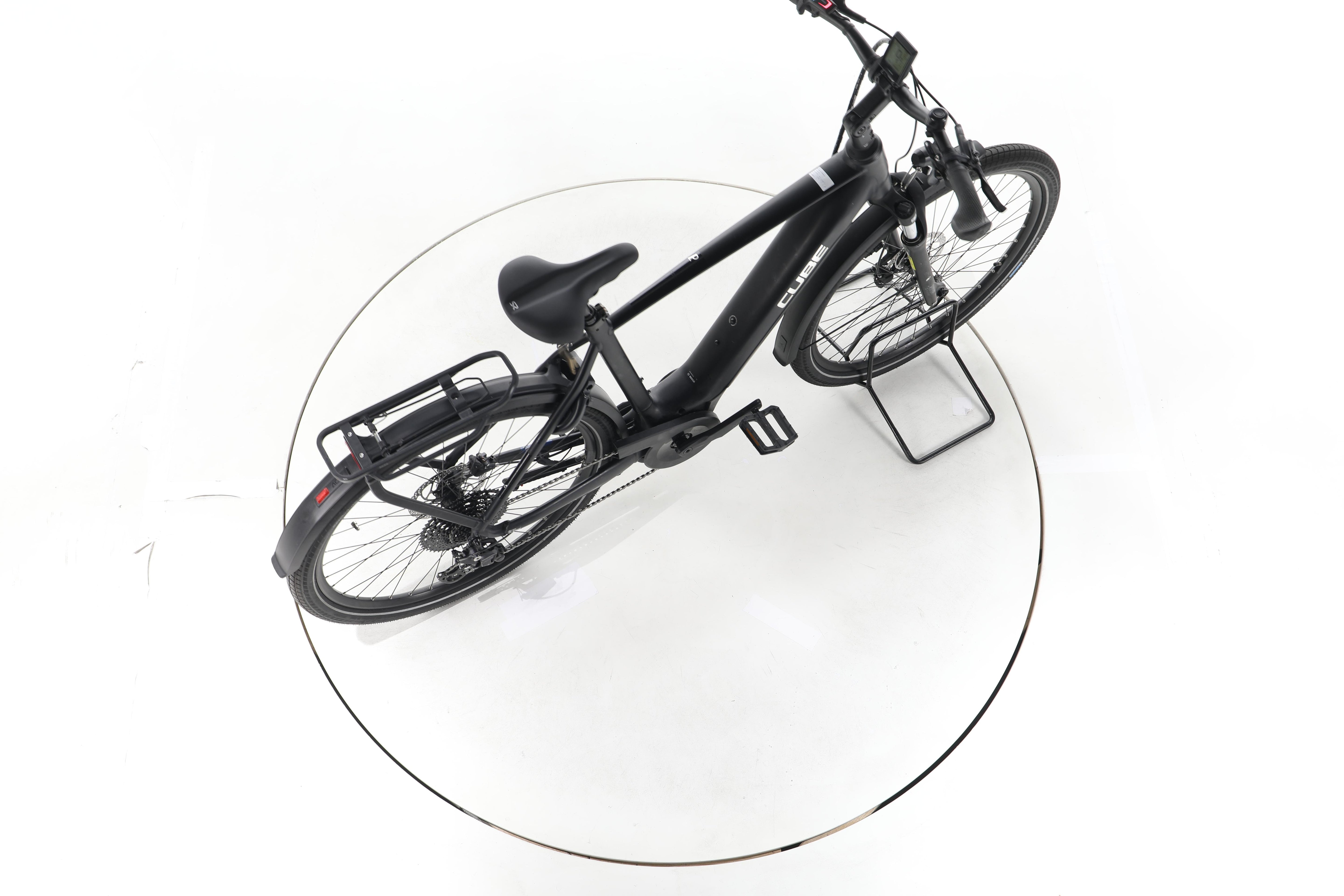 Cube Touring Hybrid Pro Trekking E-Bike - Image 24