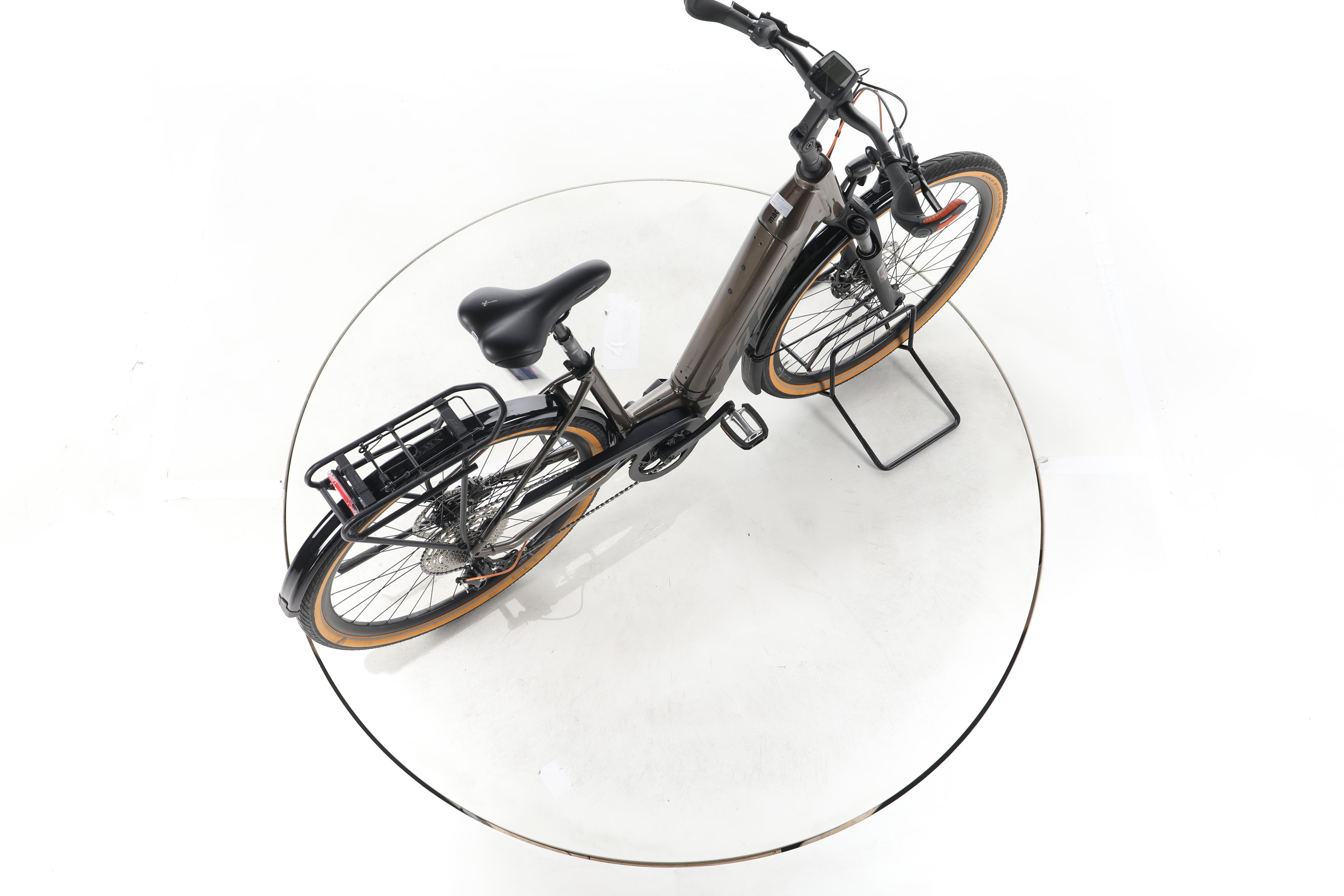 KTM Macina Ultimate Pro Trekking E-Bike Tiefeinsteiger - Image 24