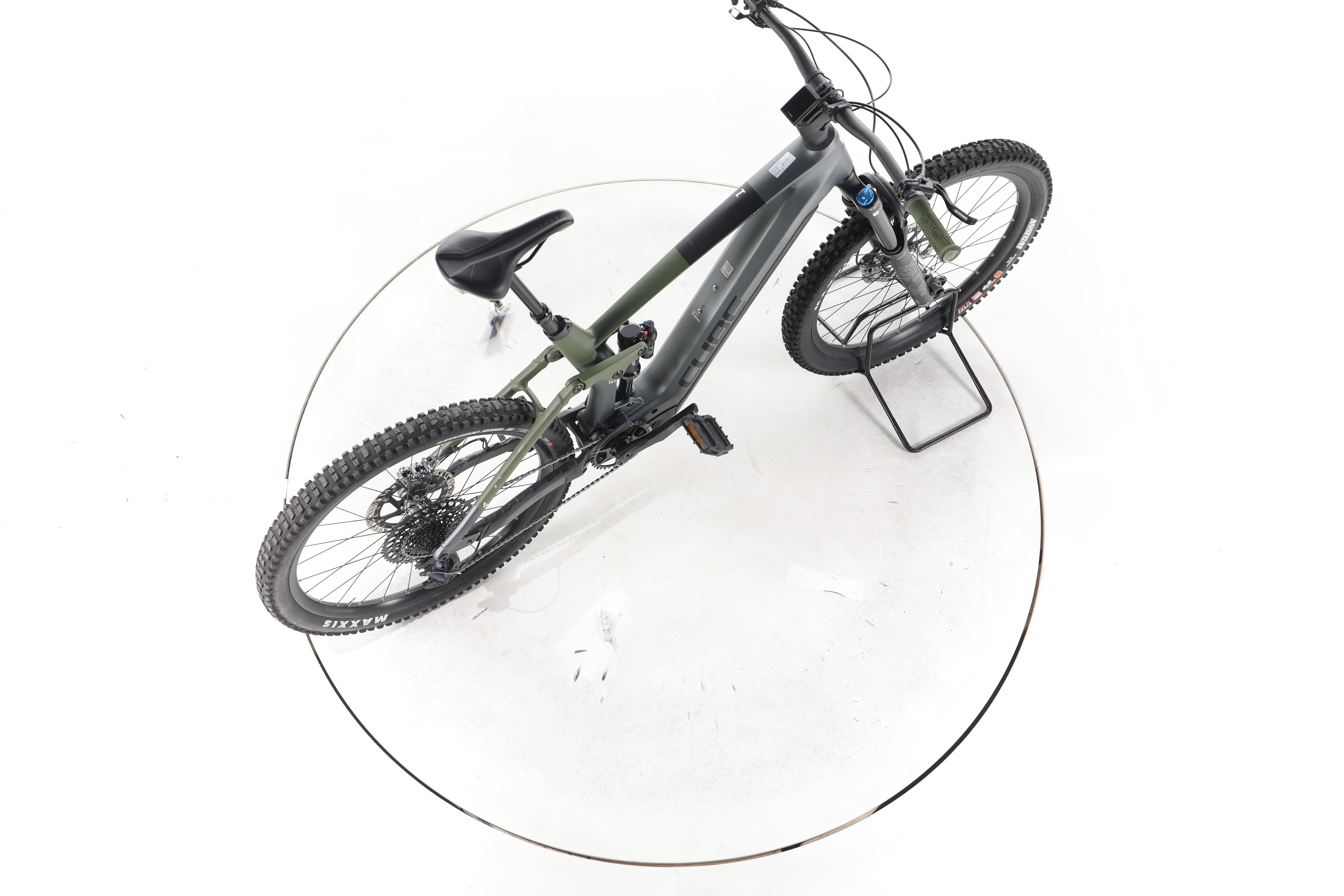 Cube Stereo Hybrid 160 HPC TM flash E-Bike Fully Carbon - Image 24