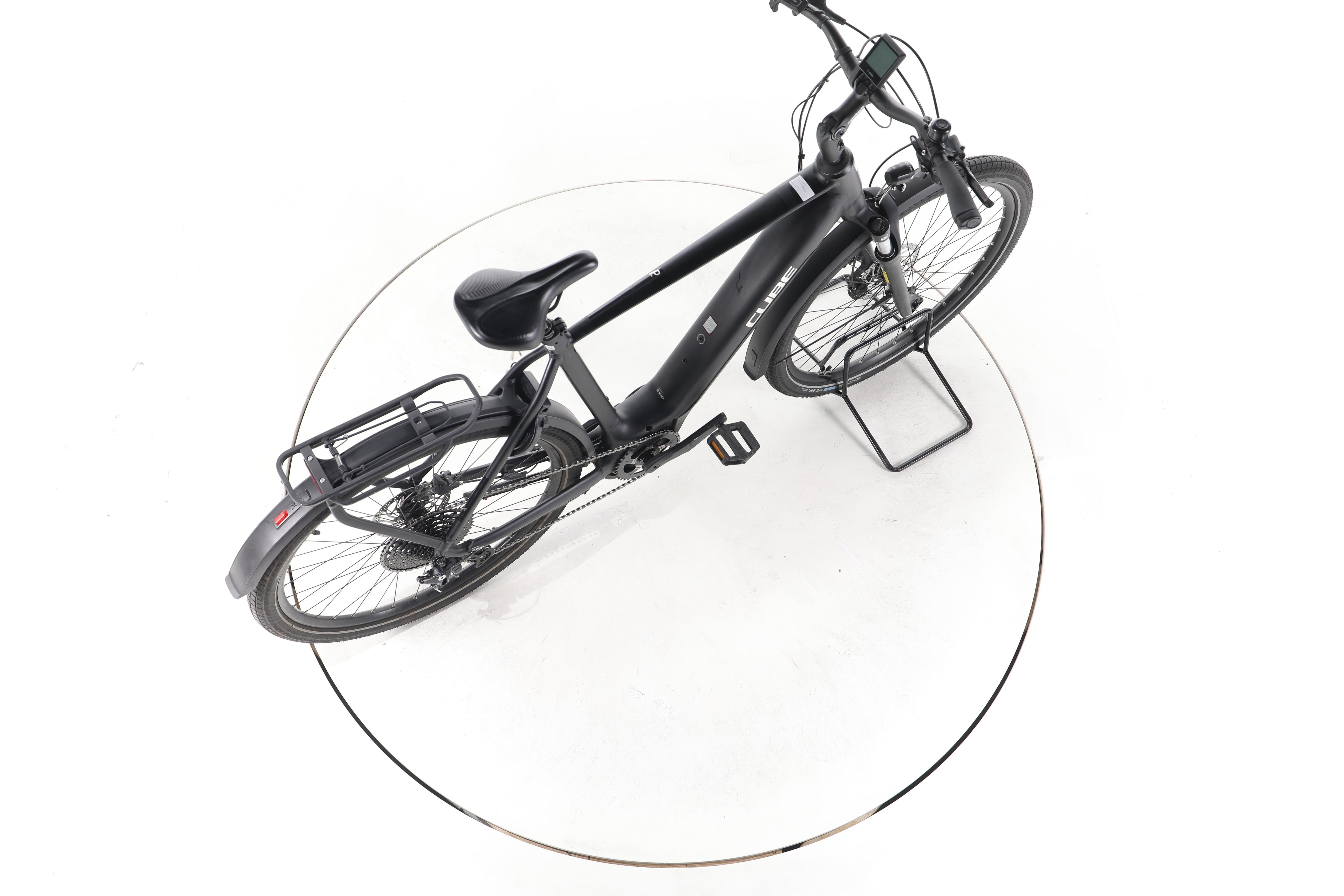Cube Touring Hybrid Pro Trekking E-Bike - Image 24
