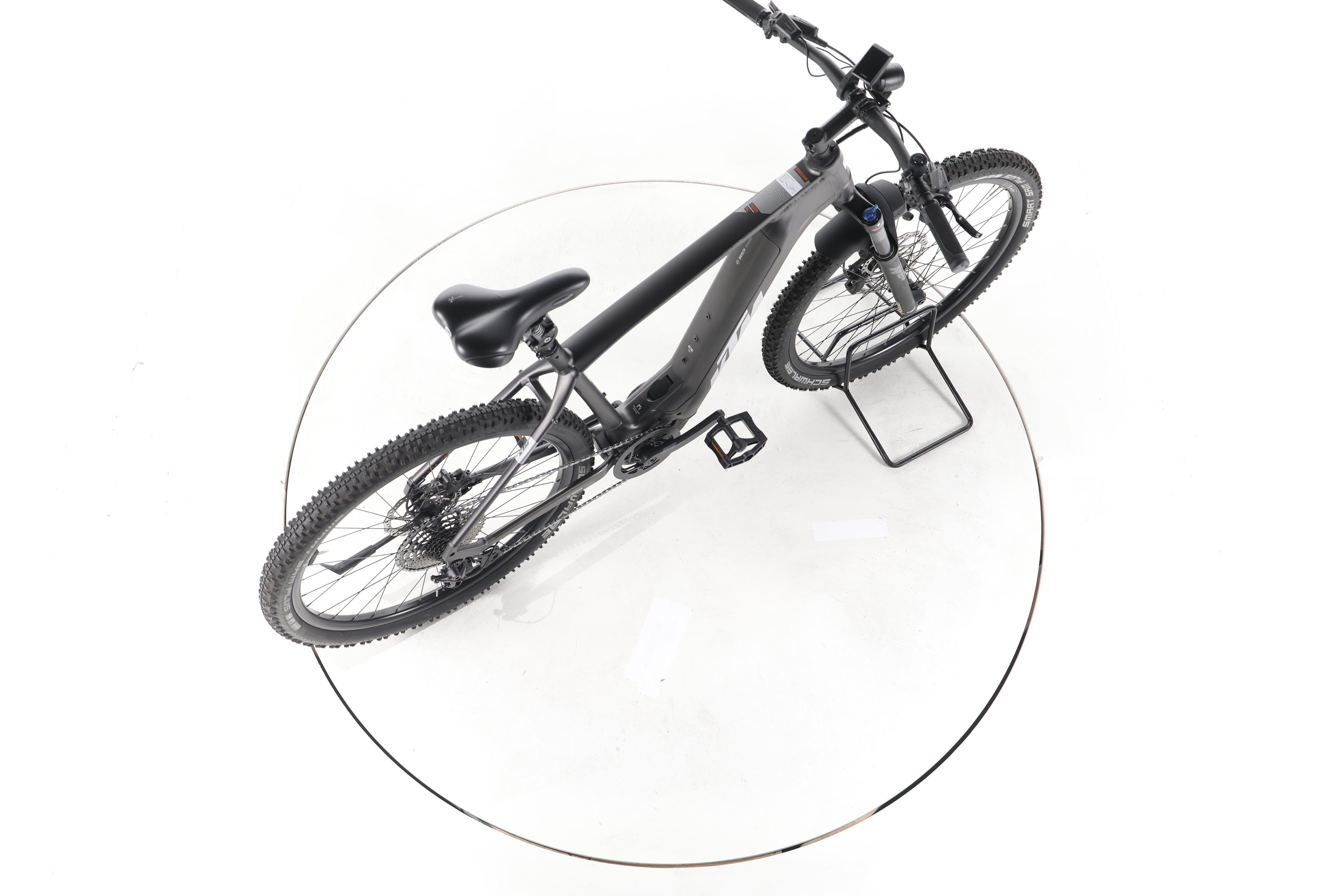 KTM Macina Team LFC Trekking E-Bike - Image 24