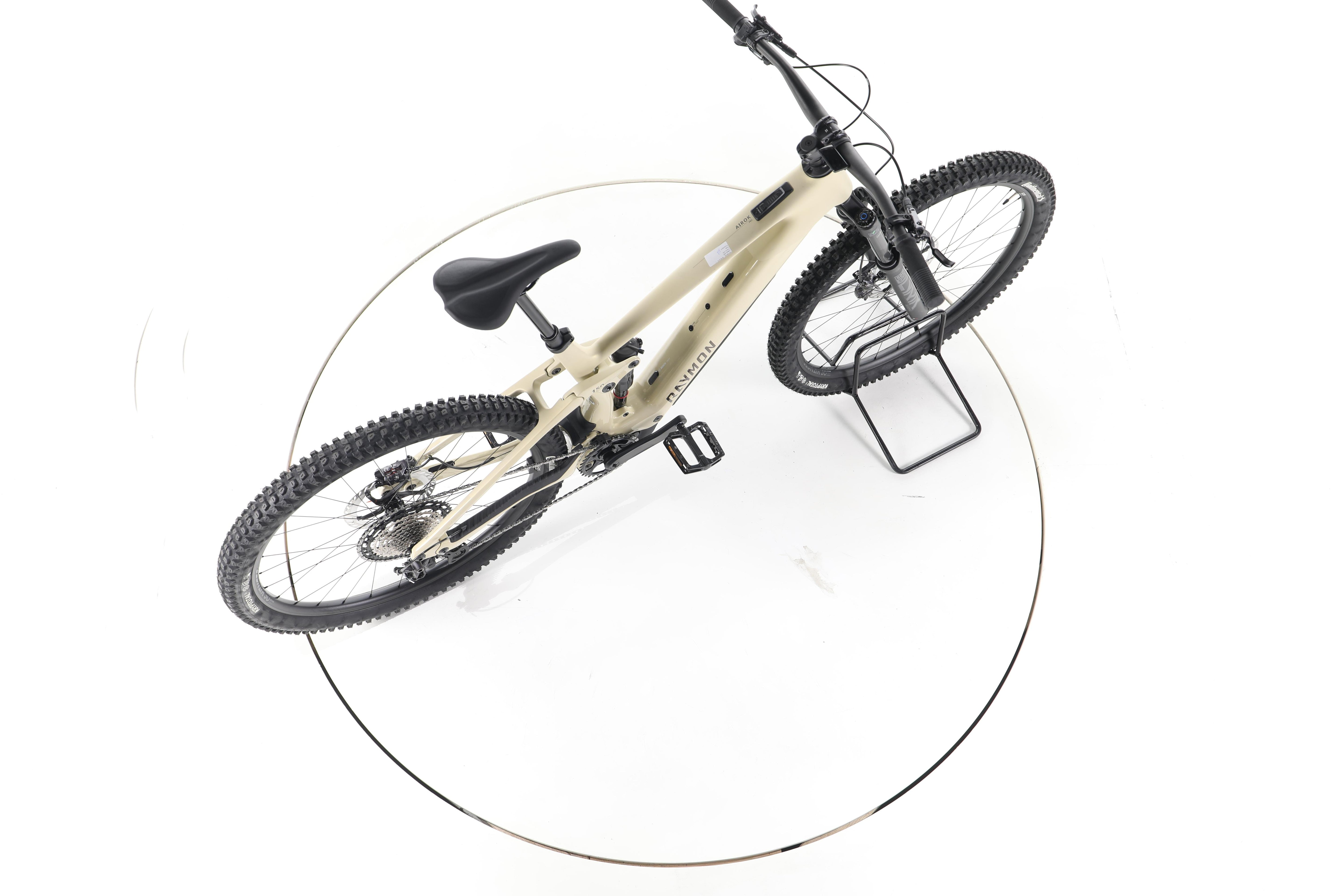 R Raymon Airok Pro Ultra E-Bike Fully Carbon 2025 - Image 24
